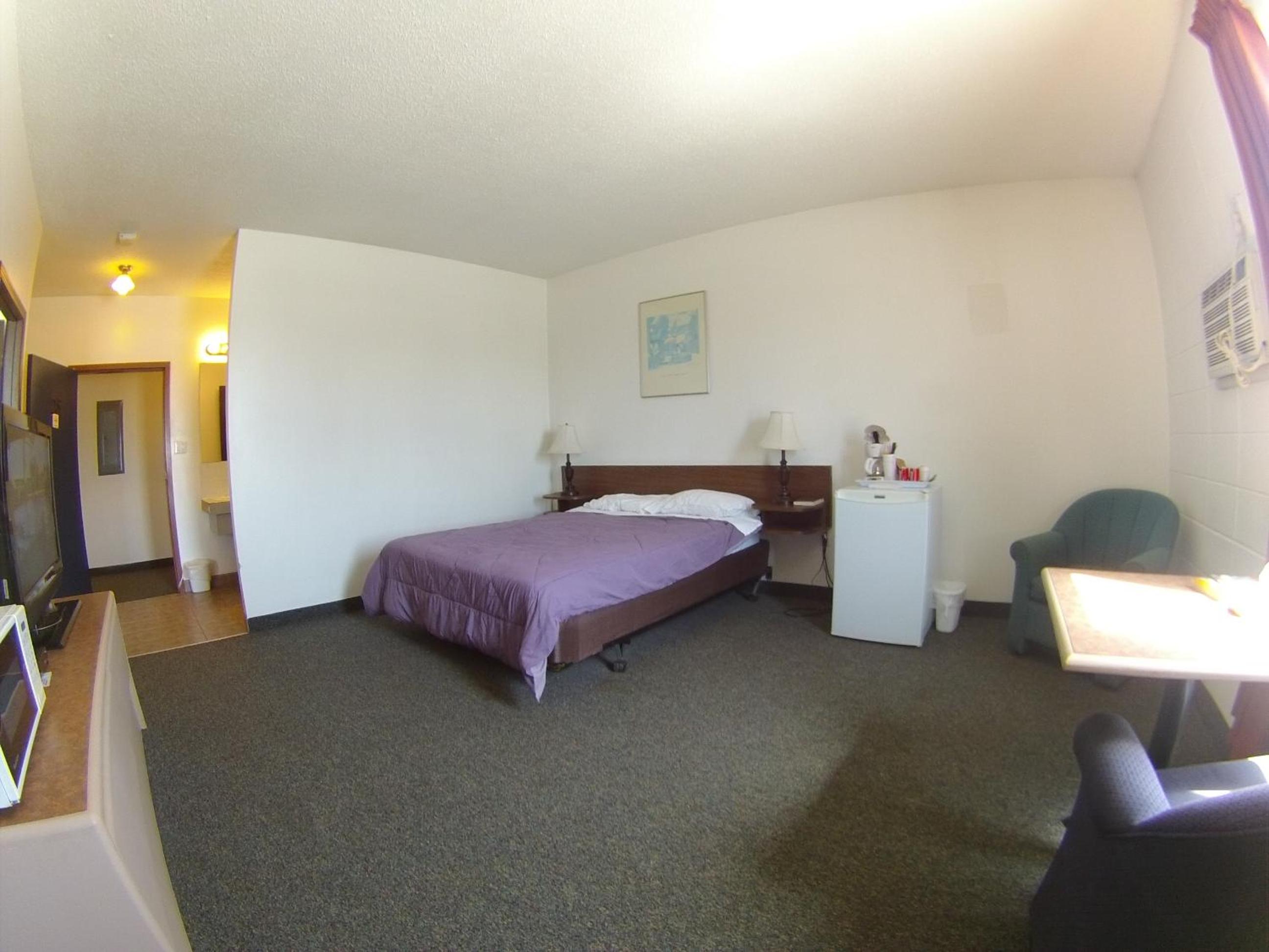 Two-Bedroom Suite photo 2
