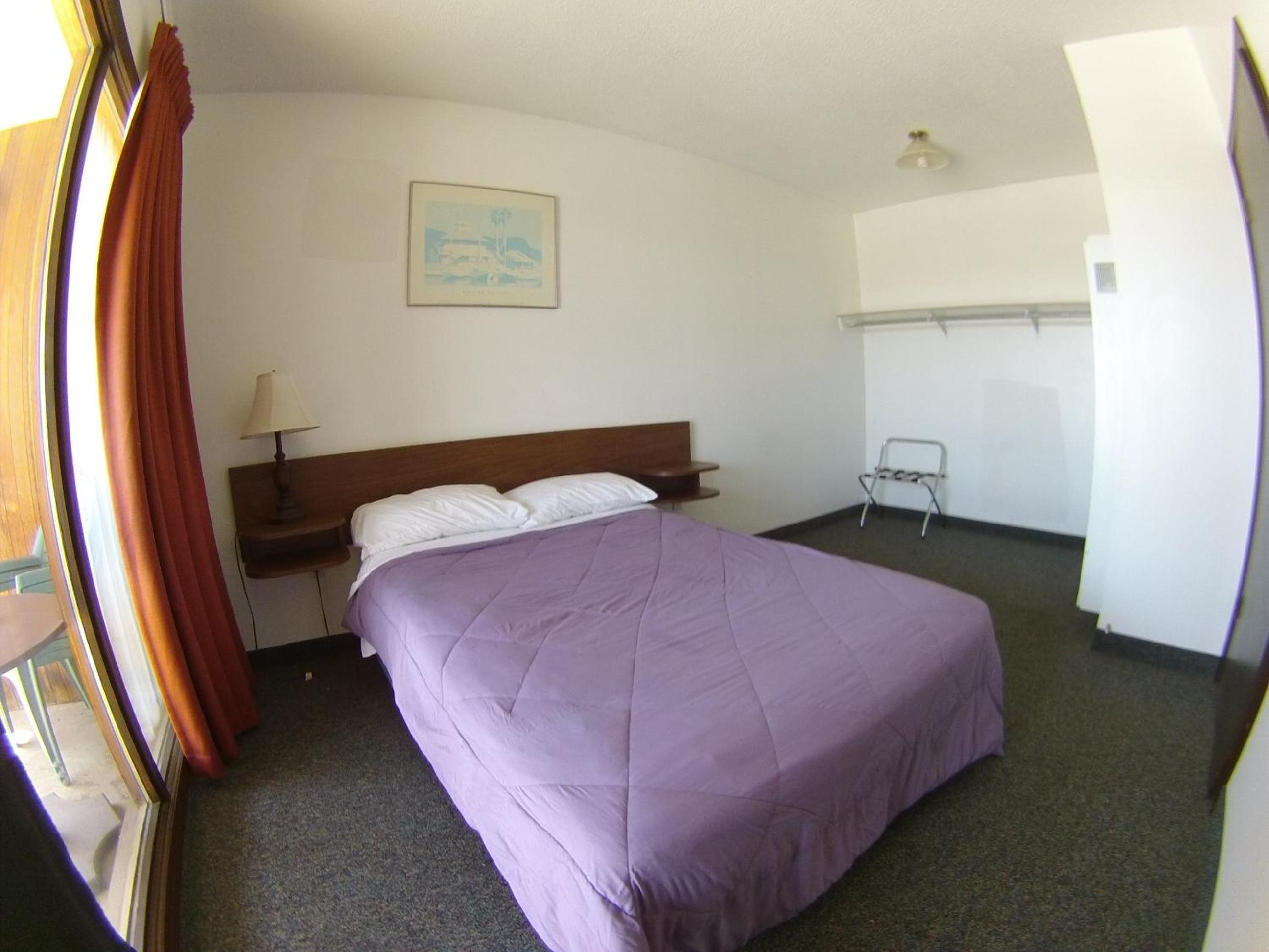 Two-Bedroom Suite photo 3