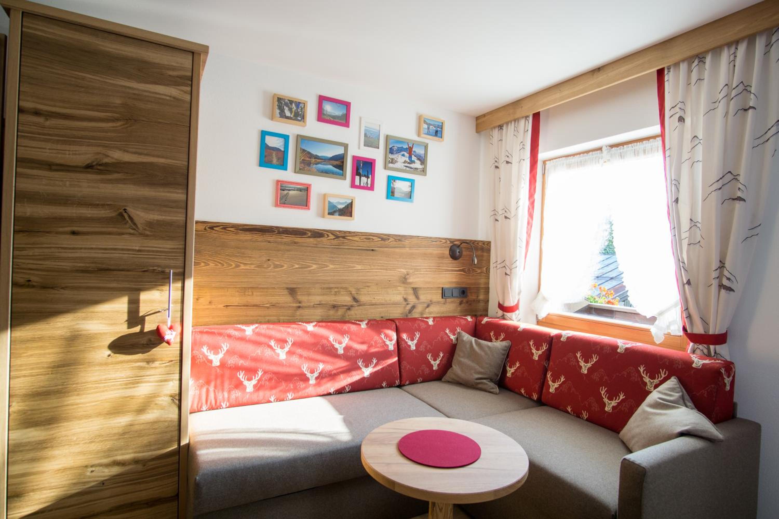 Triple Room with Balcony - Photo 6