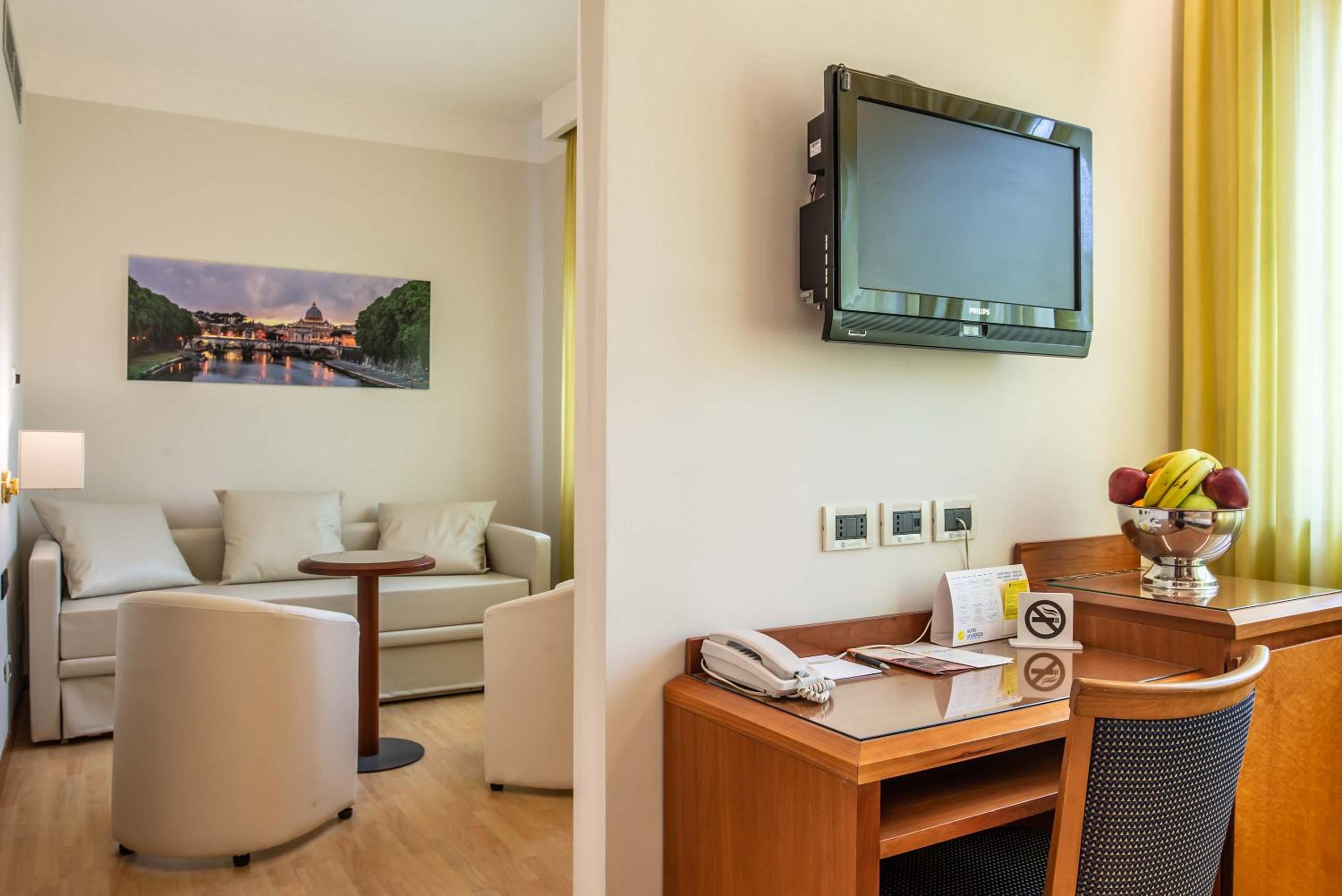 Standard Triple Room - Annex photo 3