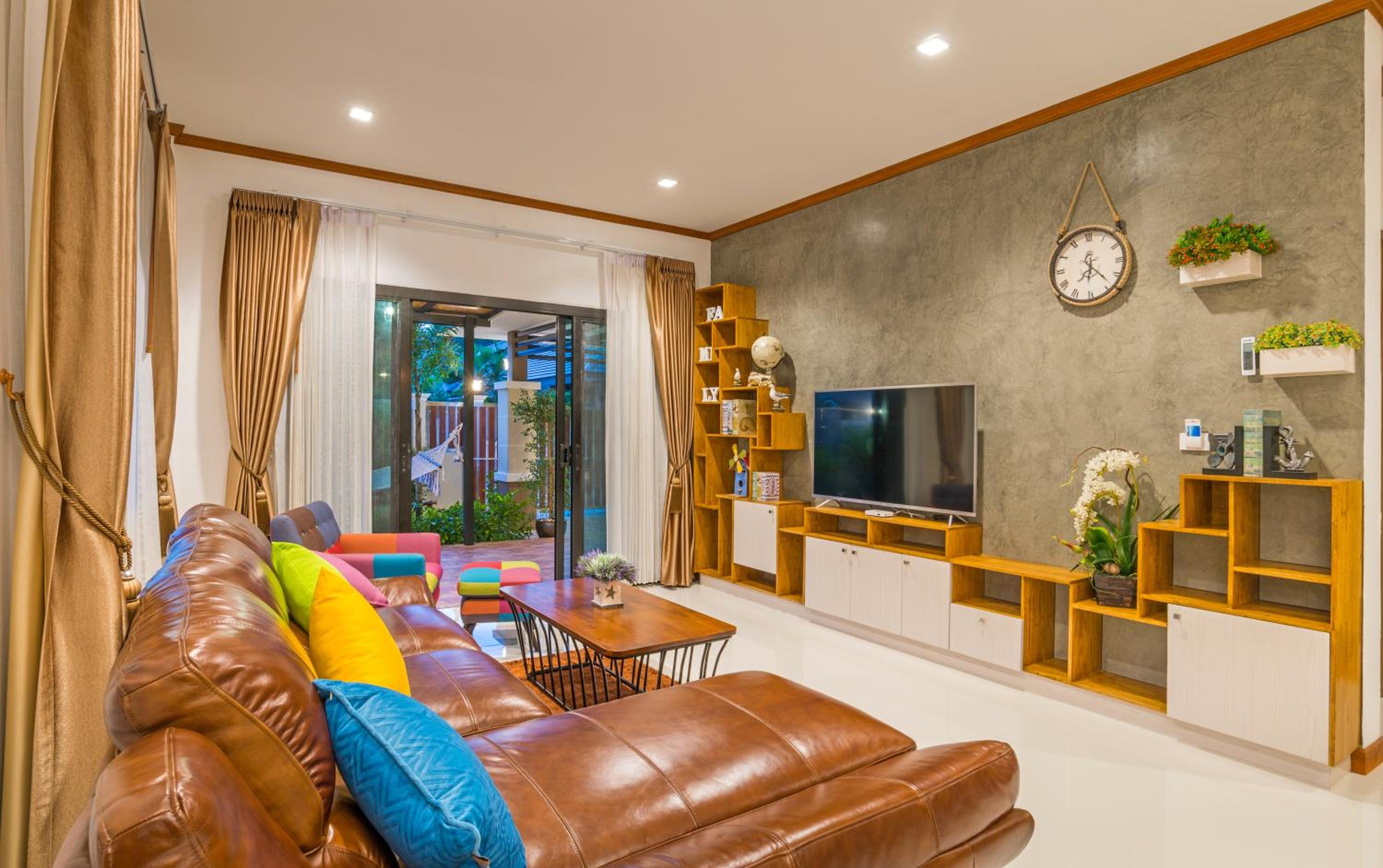 Villa photo 3