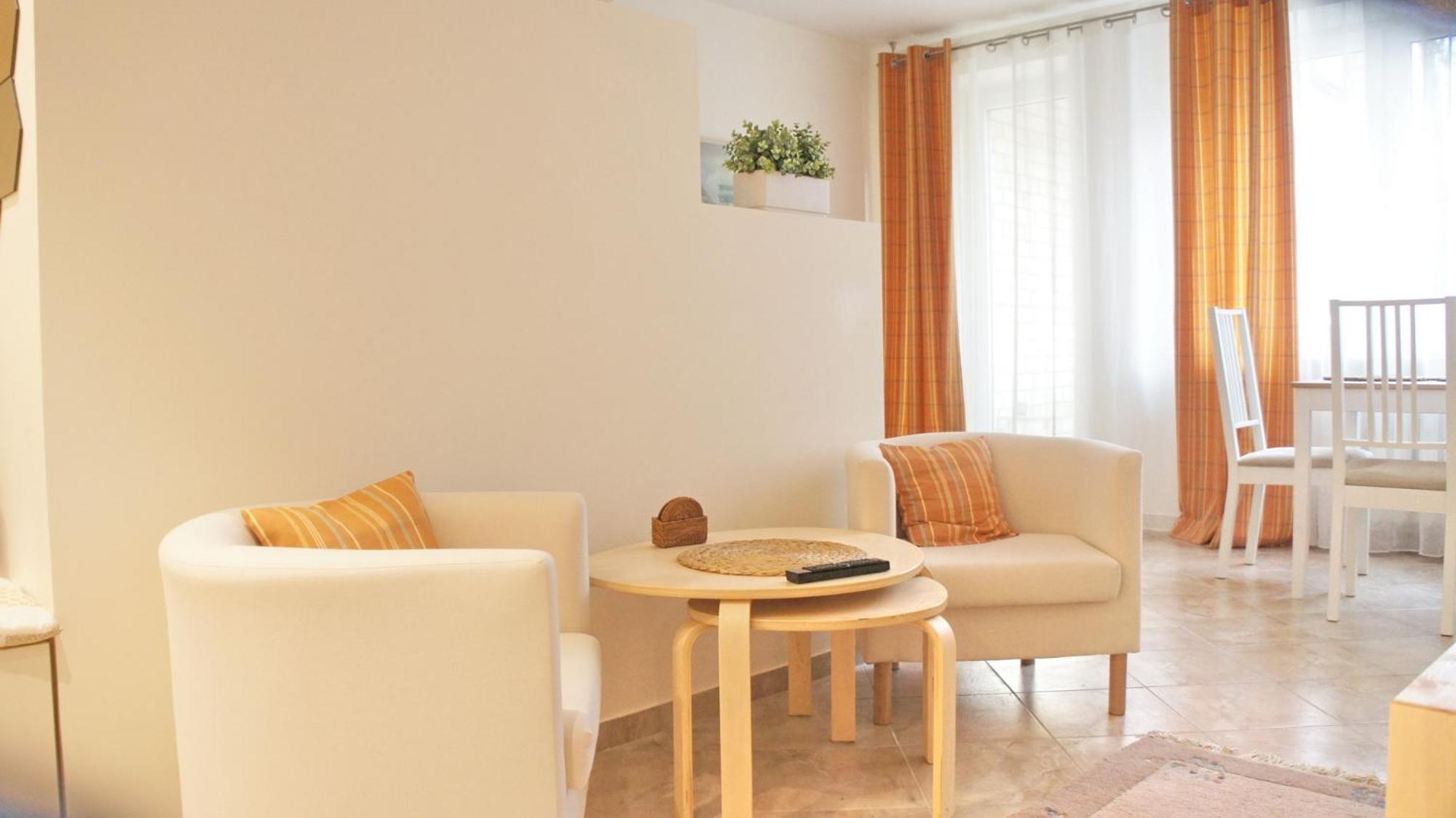 Apartment photo 1