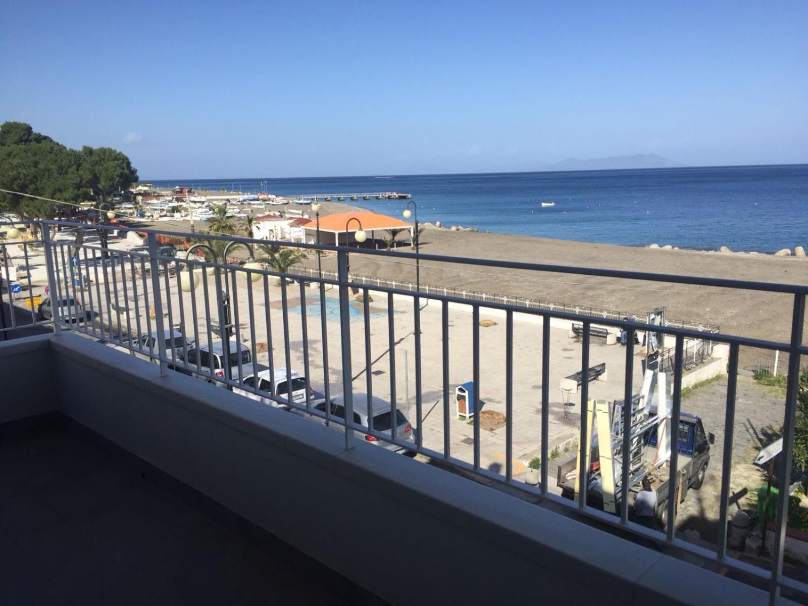 Apartment with Sea View photo 3