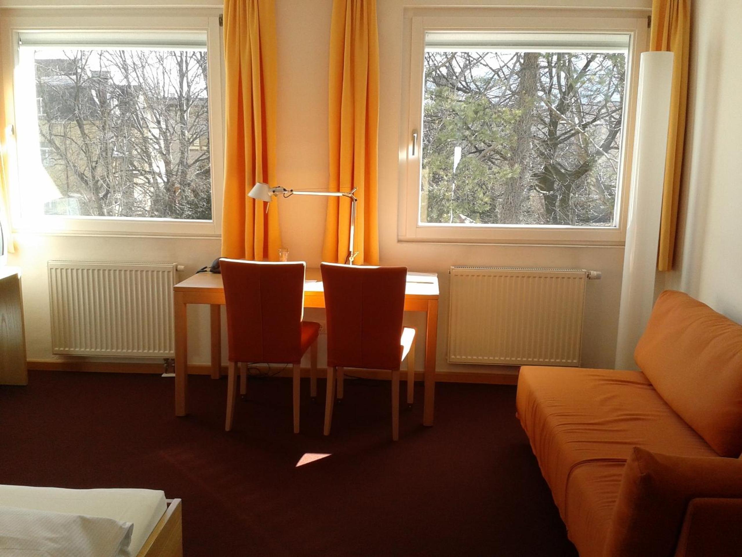 Single Room photo 2