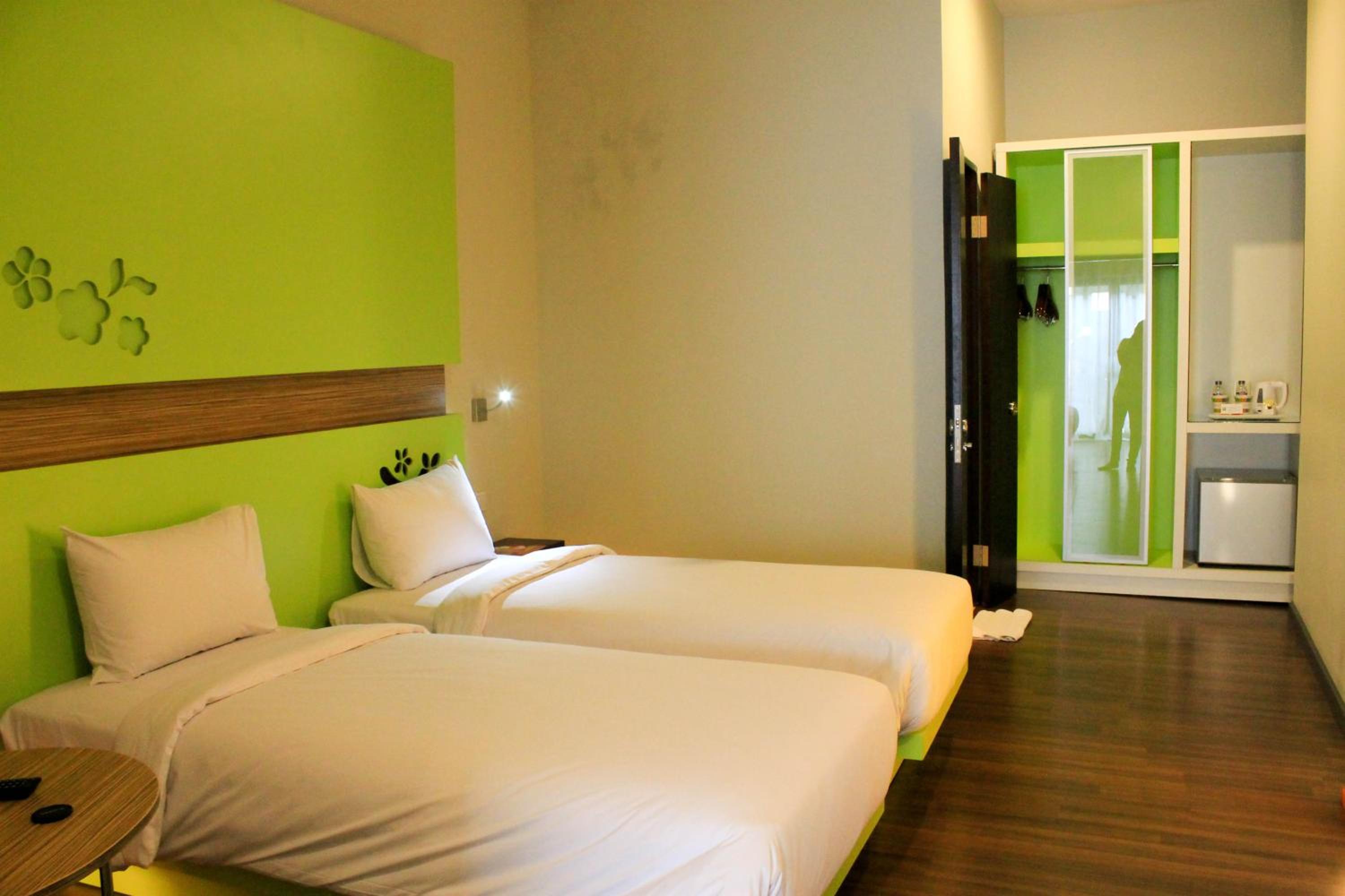 Superior Twin Room - Photo 4