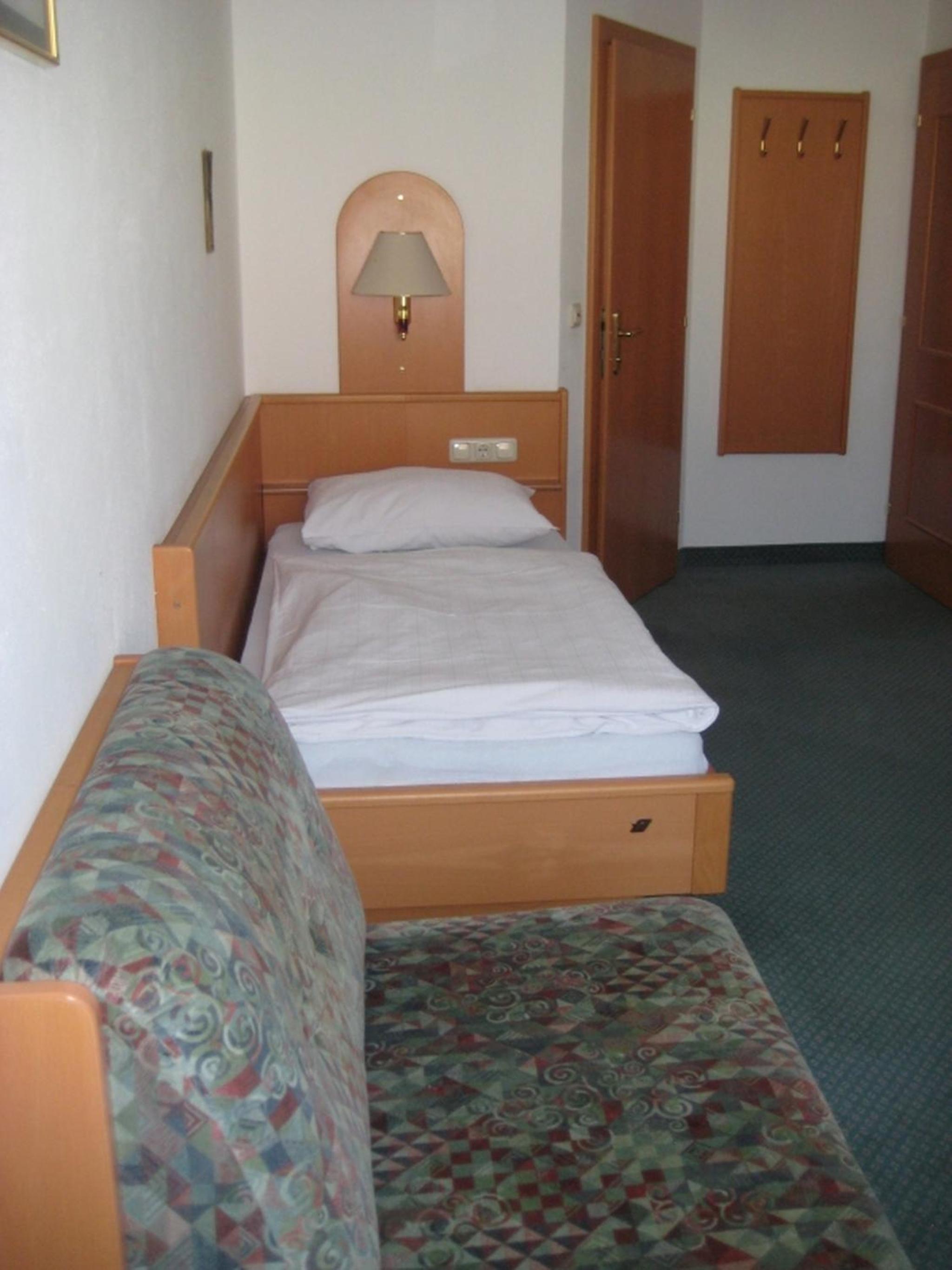 Single Room photo 3