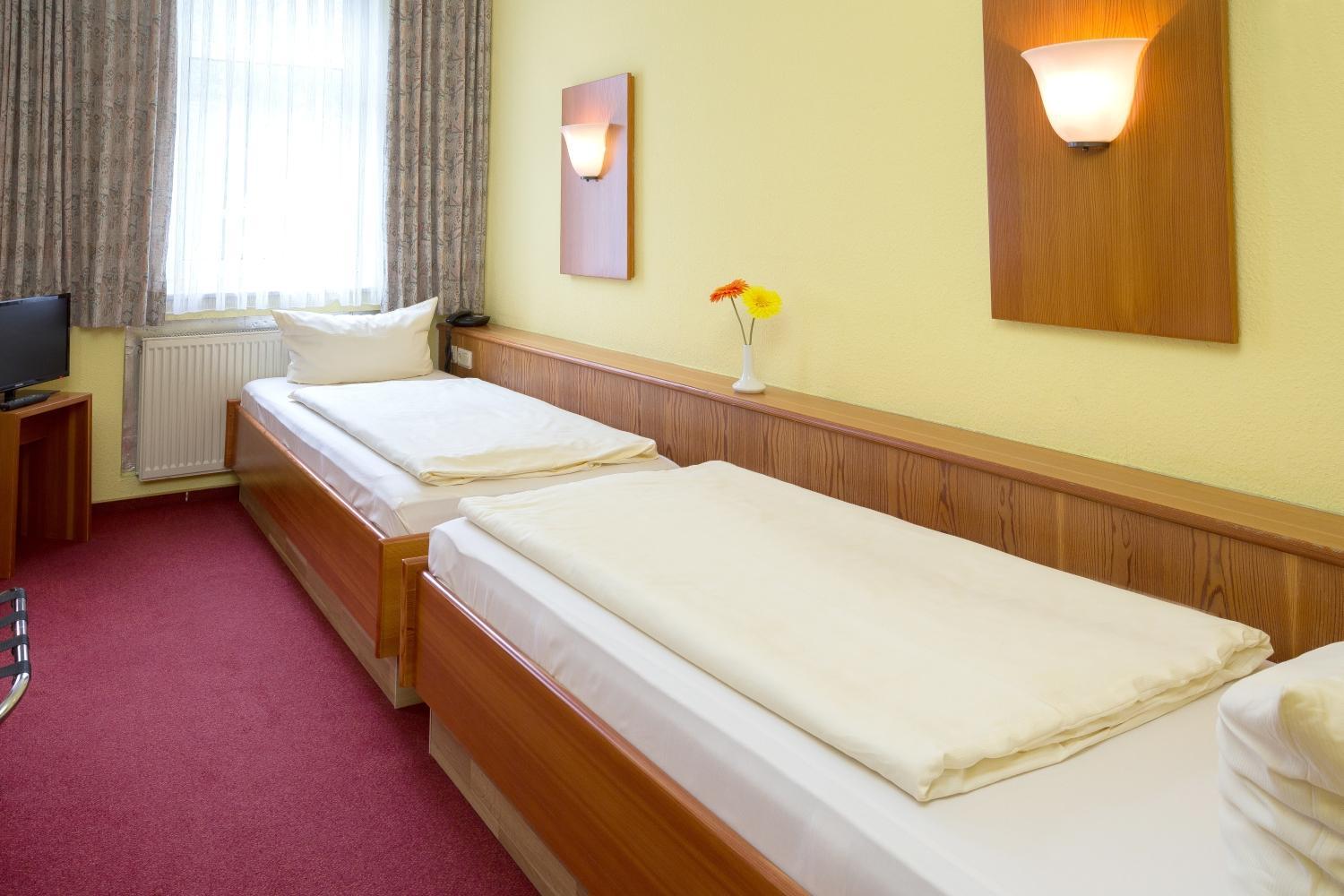 Double Room - Photo 2