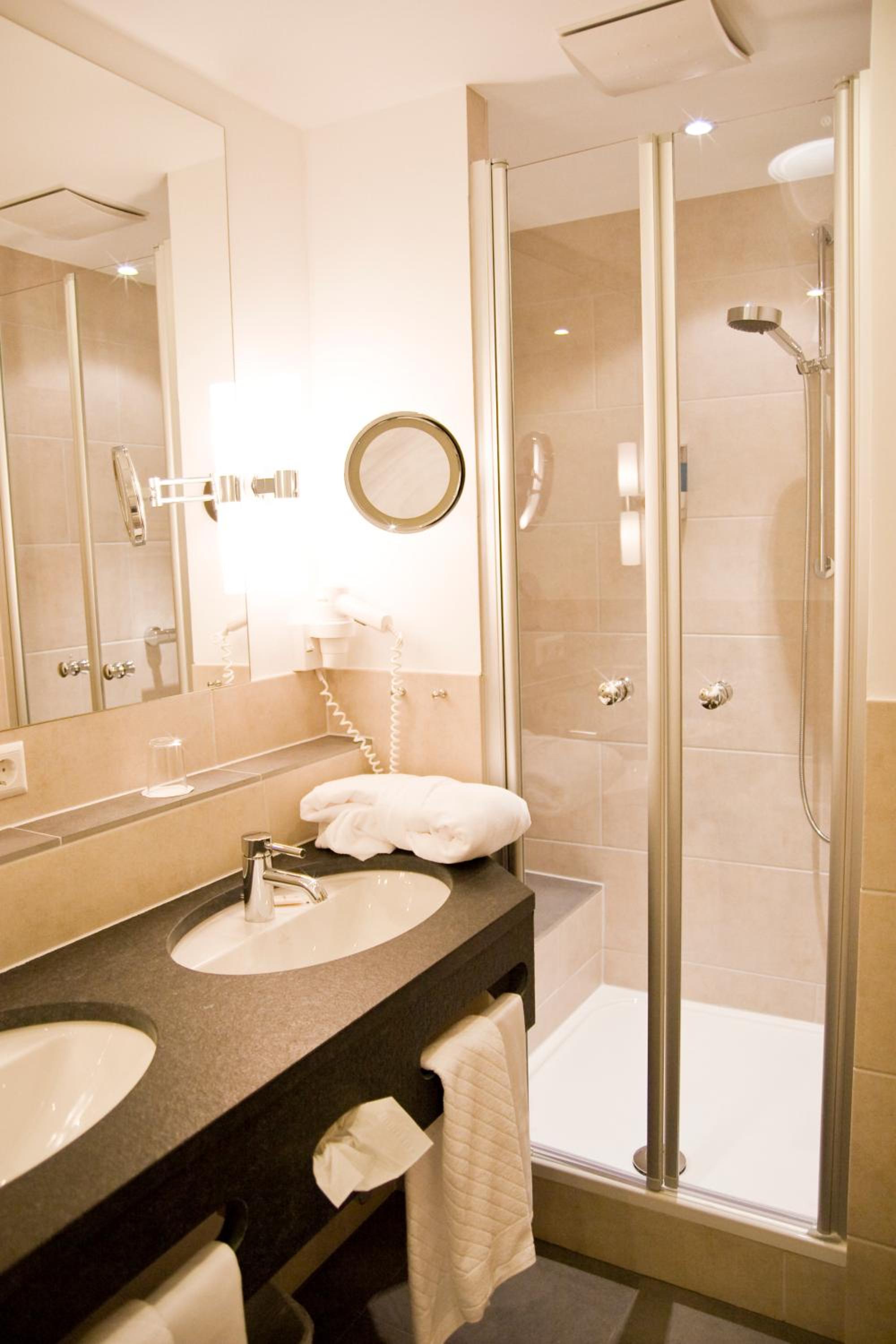 Classic Double Room - Photo 4