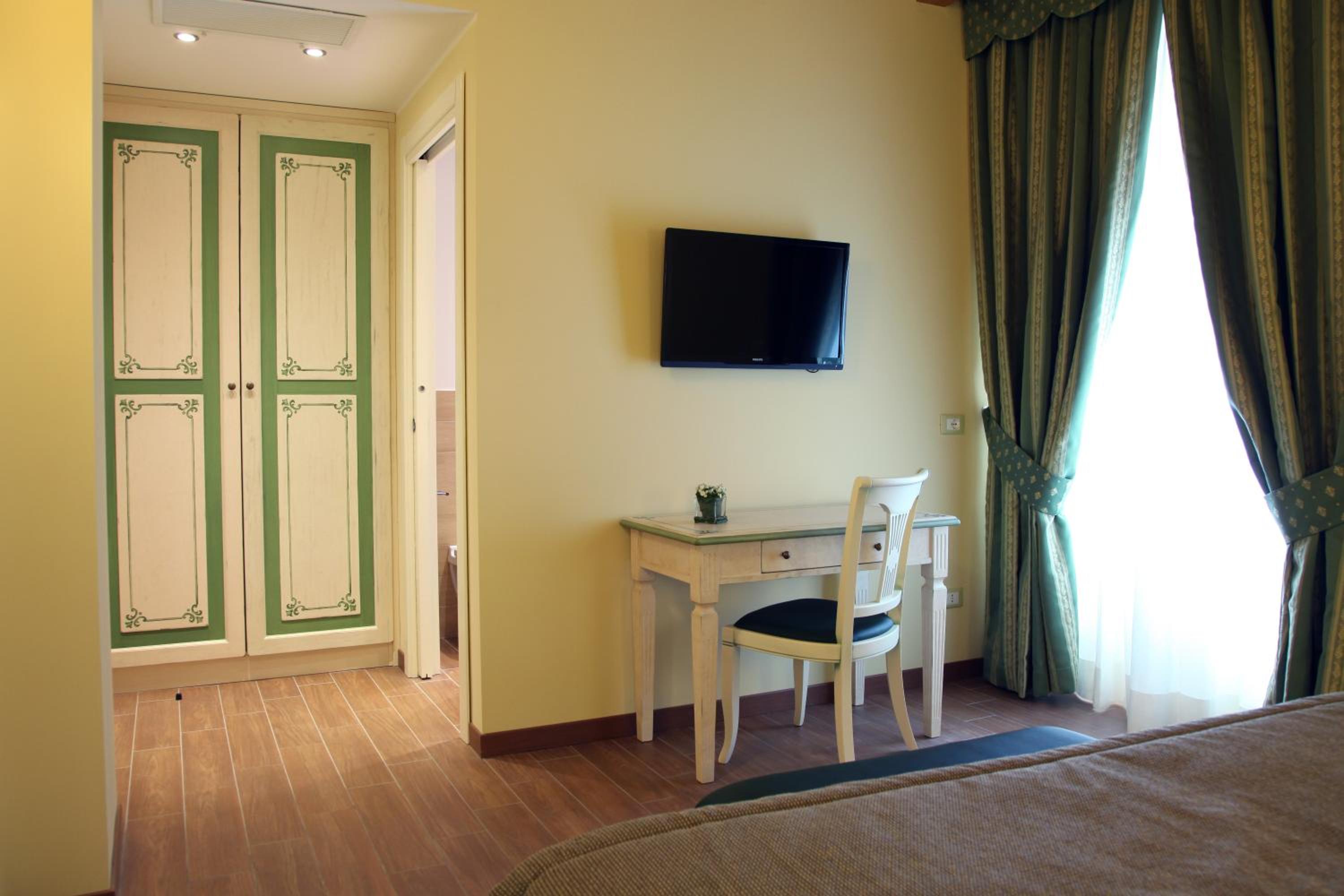 Triple Room photo 3