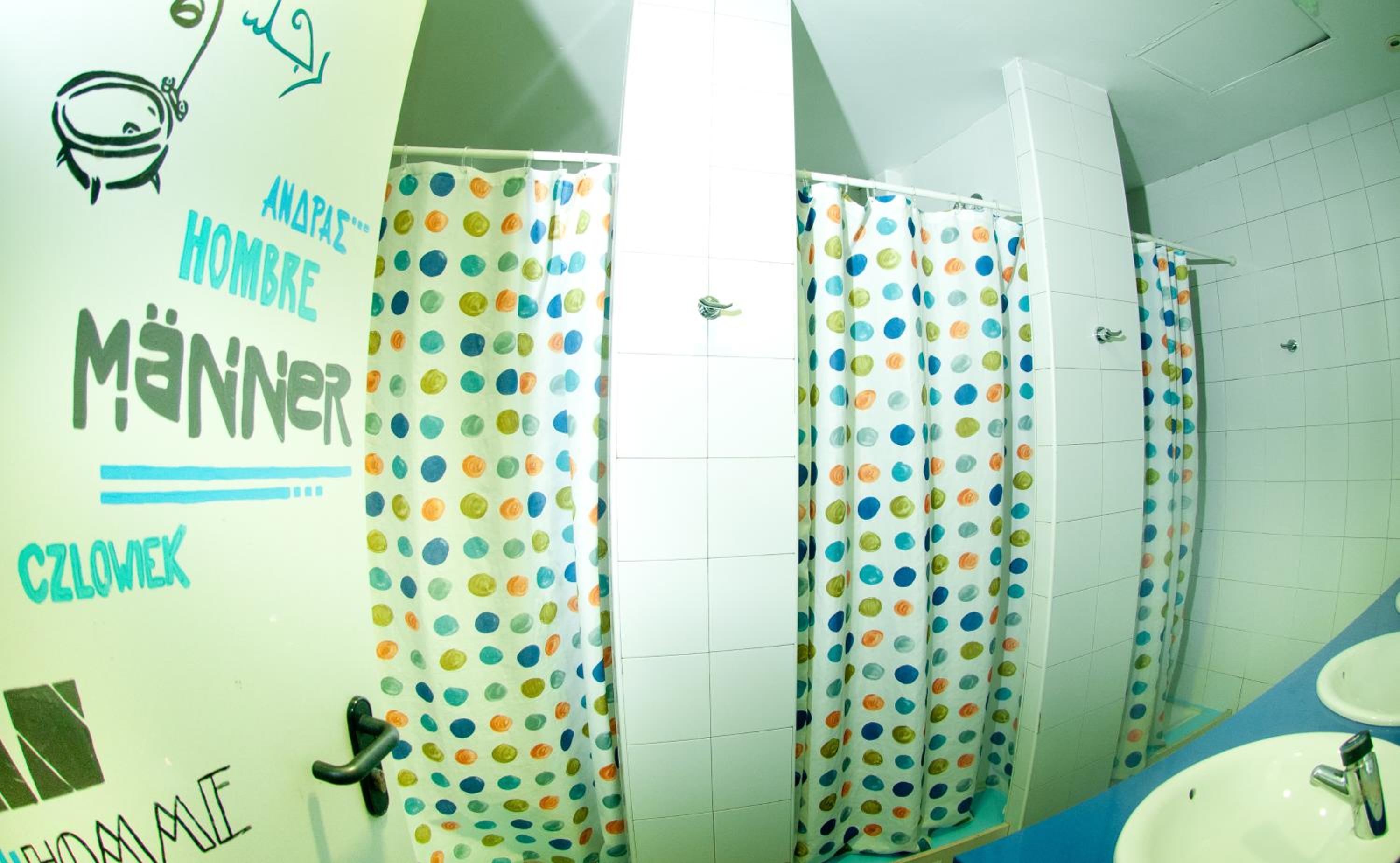 Single Room with Shared Bathroom photo 2