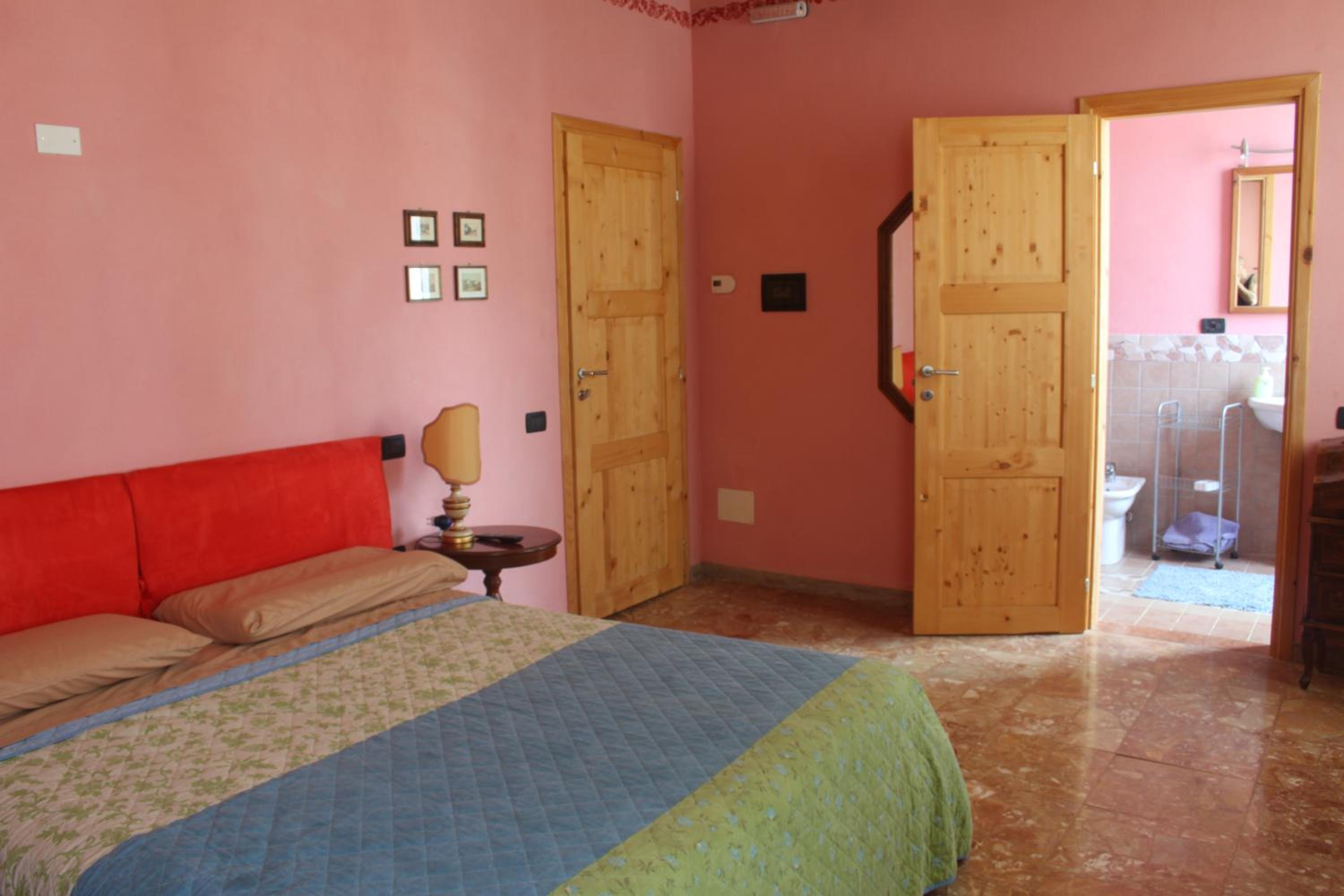 Deluxe Double Room photo 2