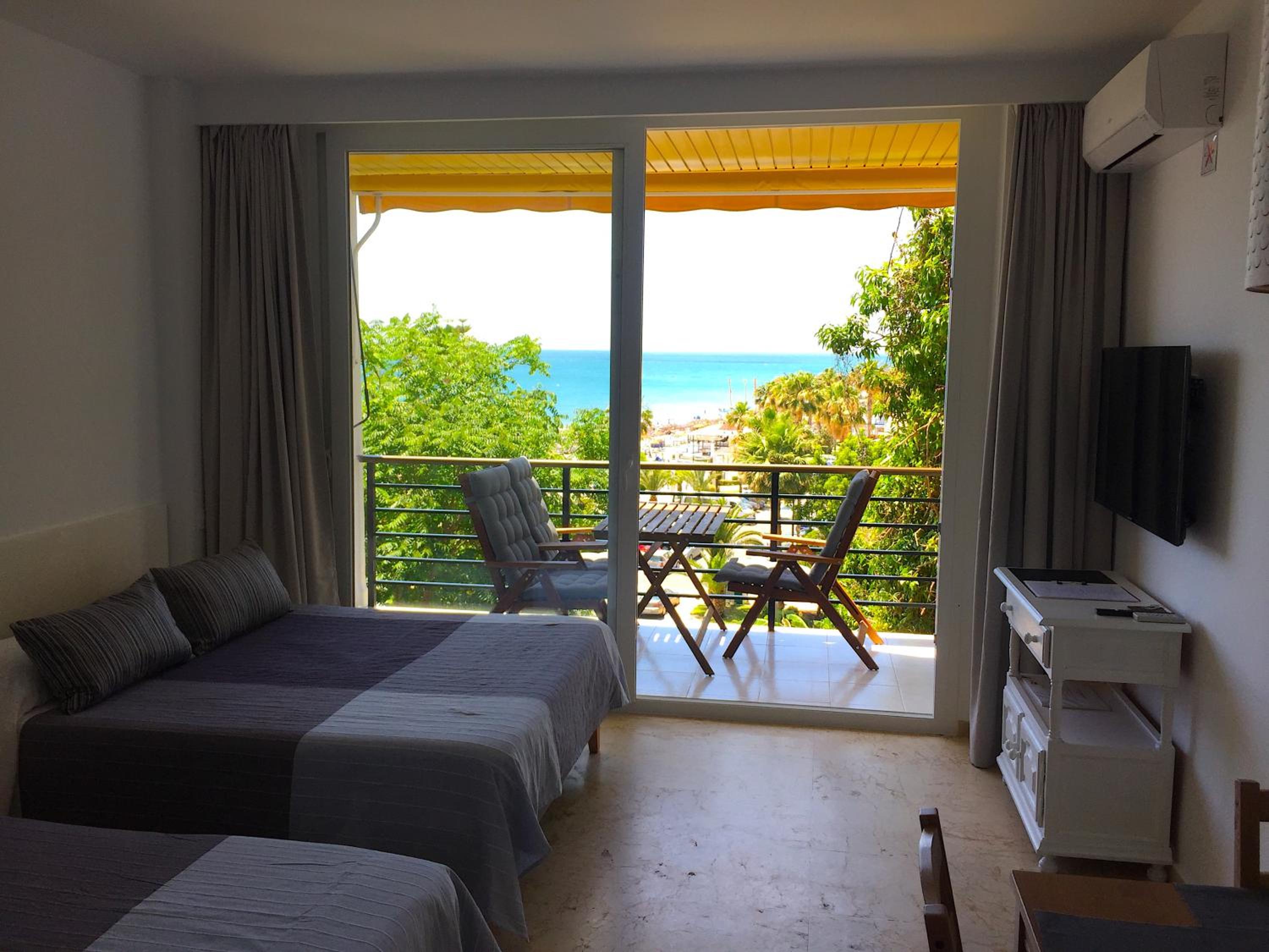 Studio with Sea View