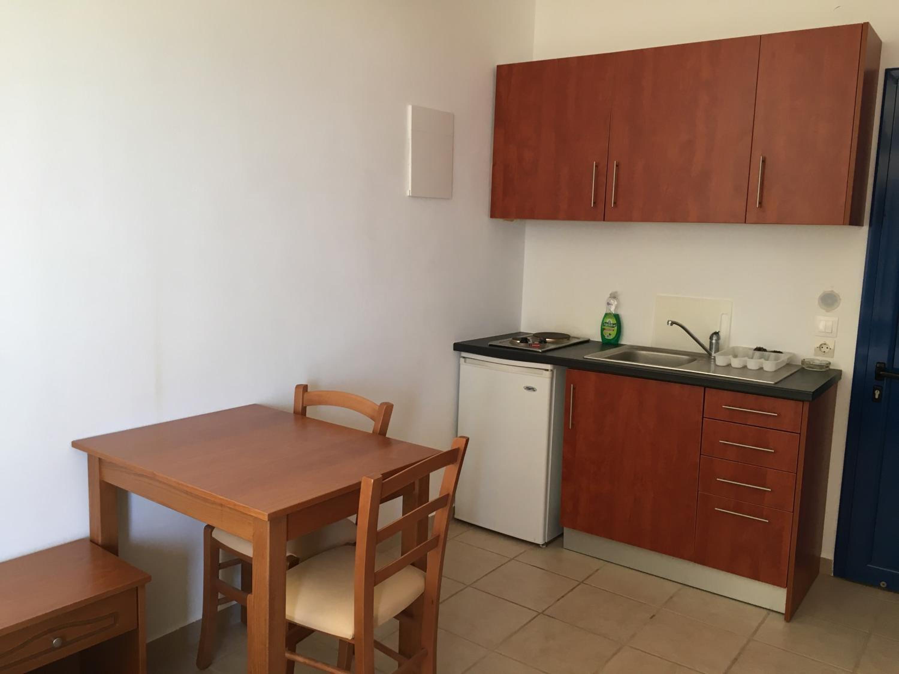 Budget Double Room photo 2