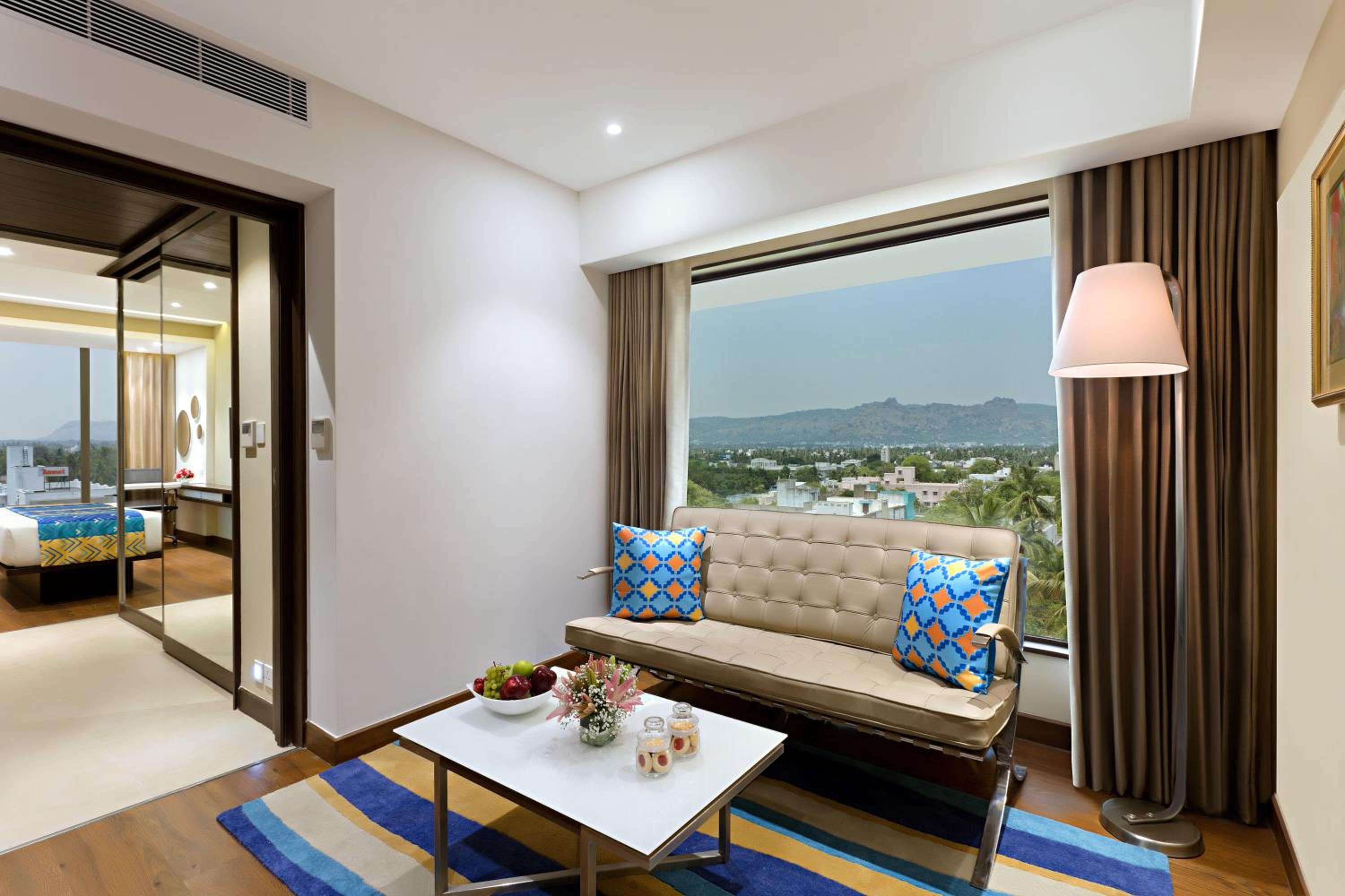 Deluxe Suite (20% Spa and 20% F&B) photo 2