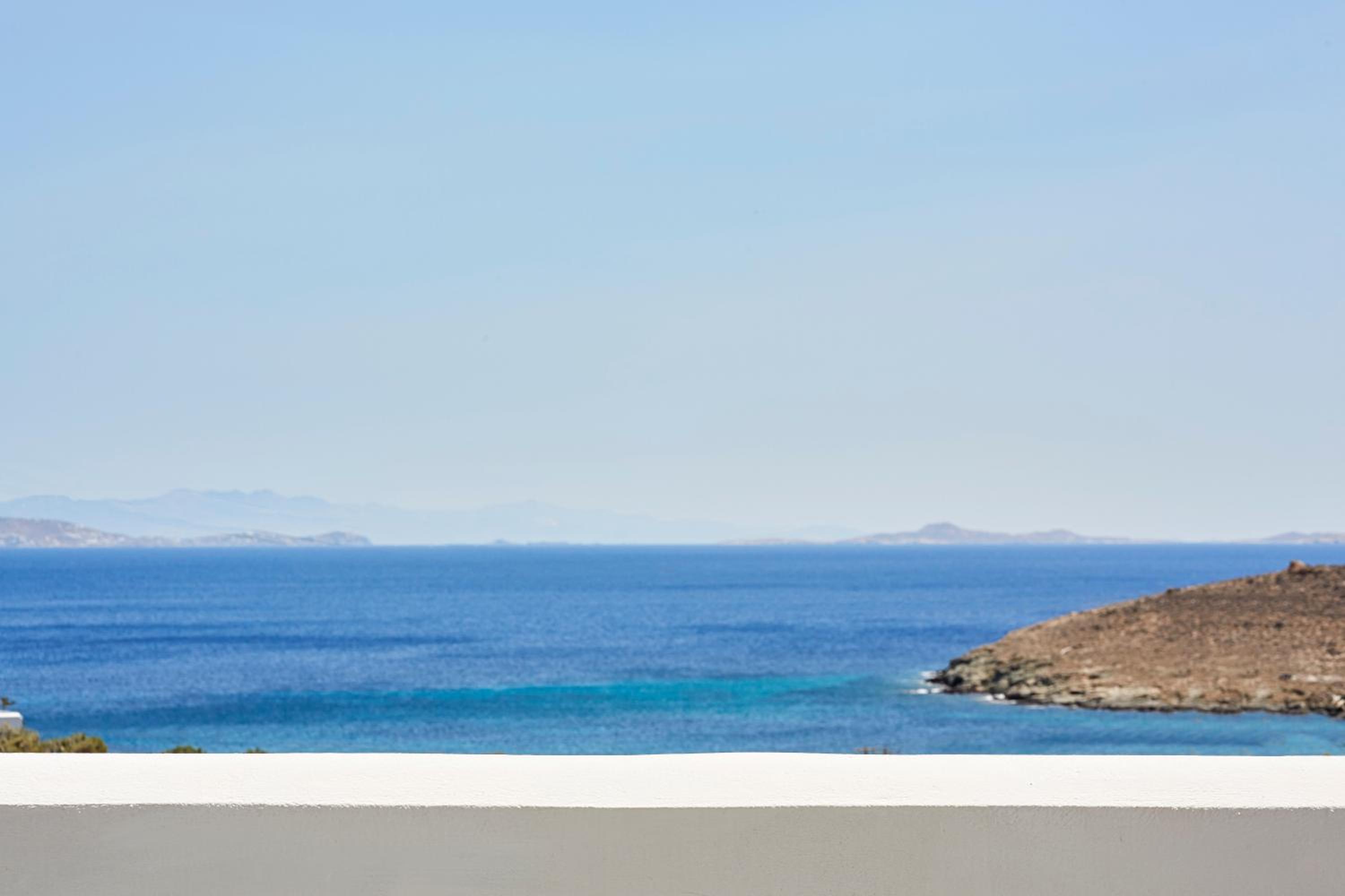 Superior Double Room with Sea View - Photo 9