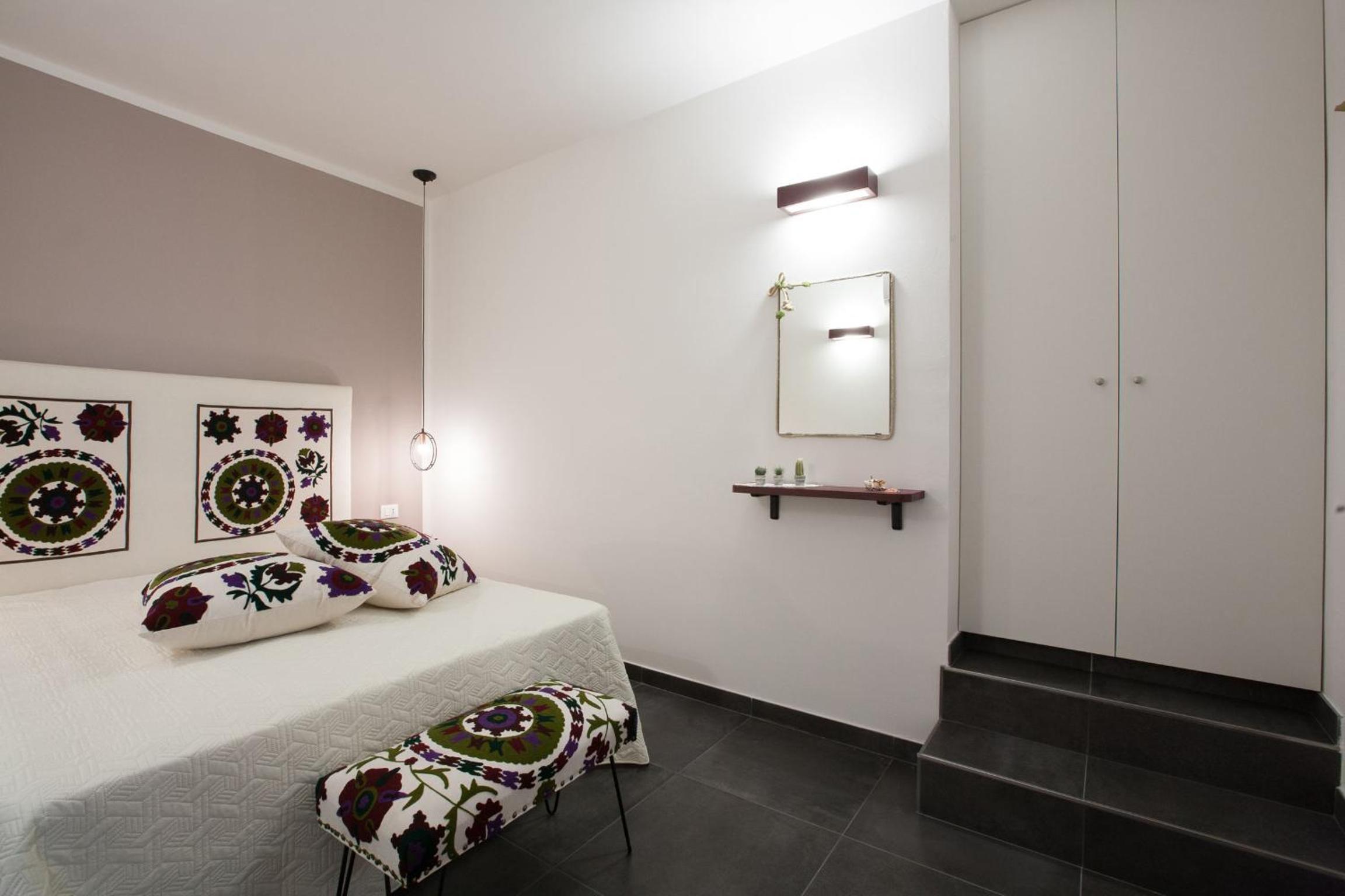 Apartment with Sea View and Terrace - Third Floor