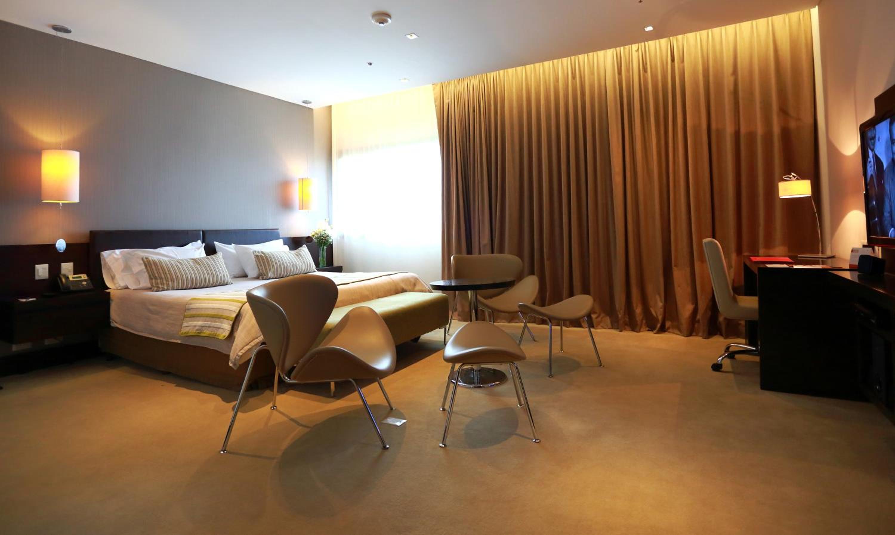 Executive Suite