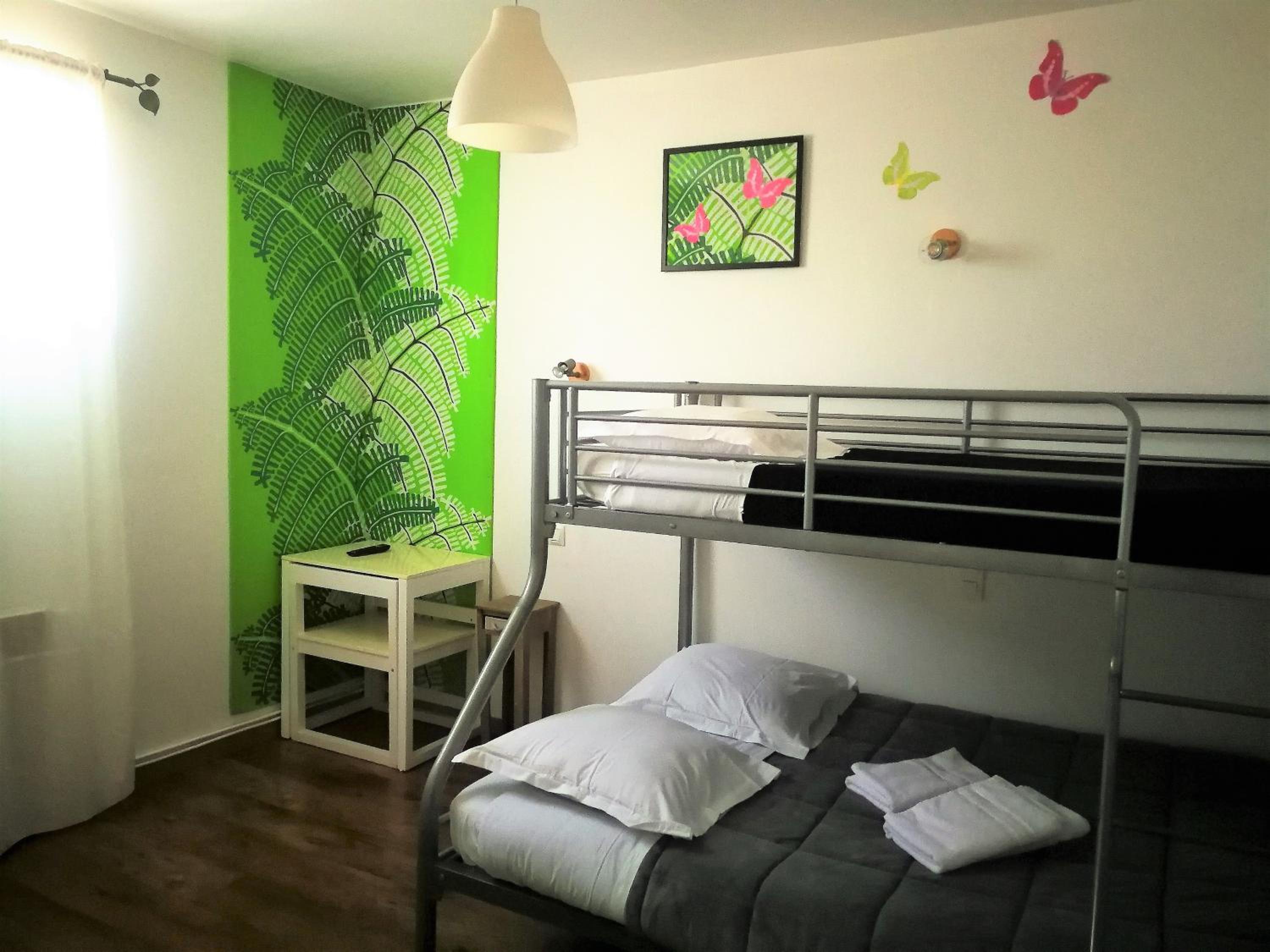 Basic Triple Room