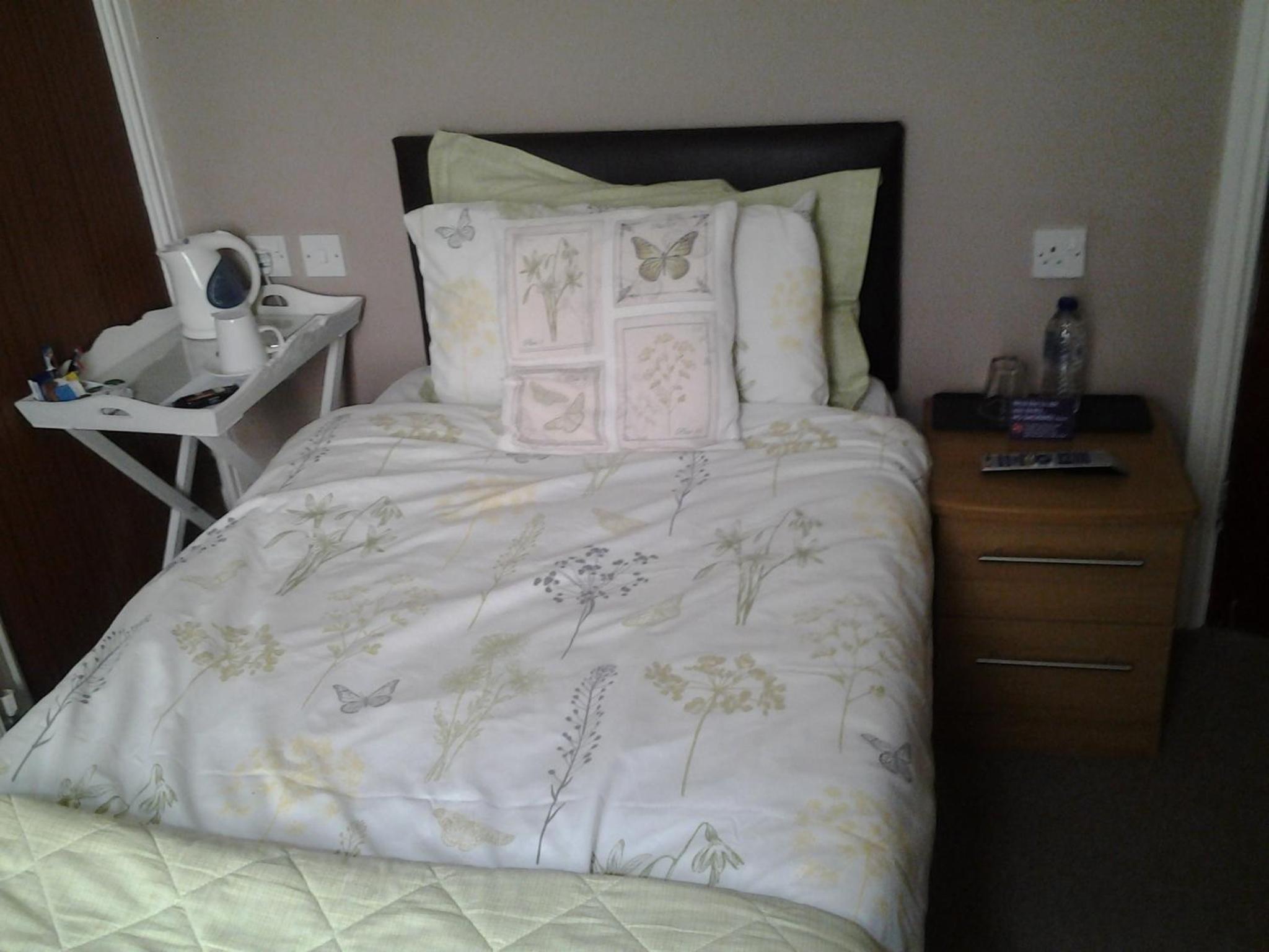 Single Room photo 2