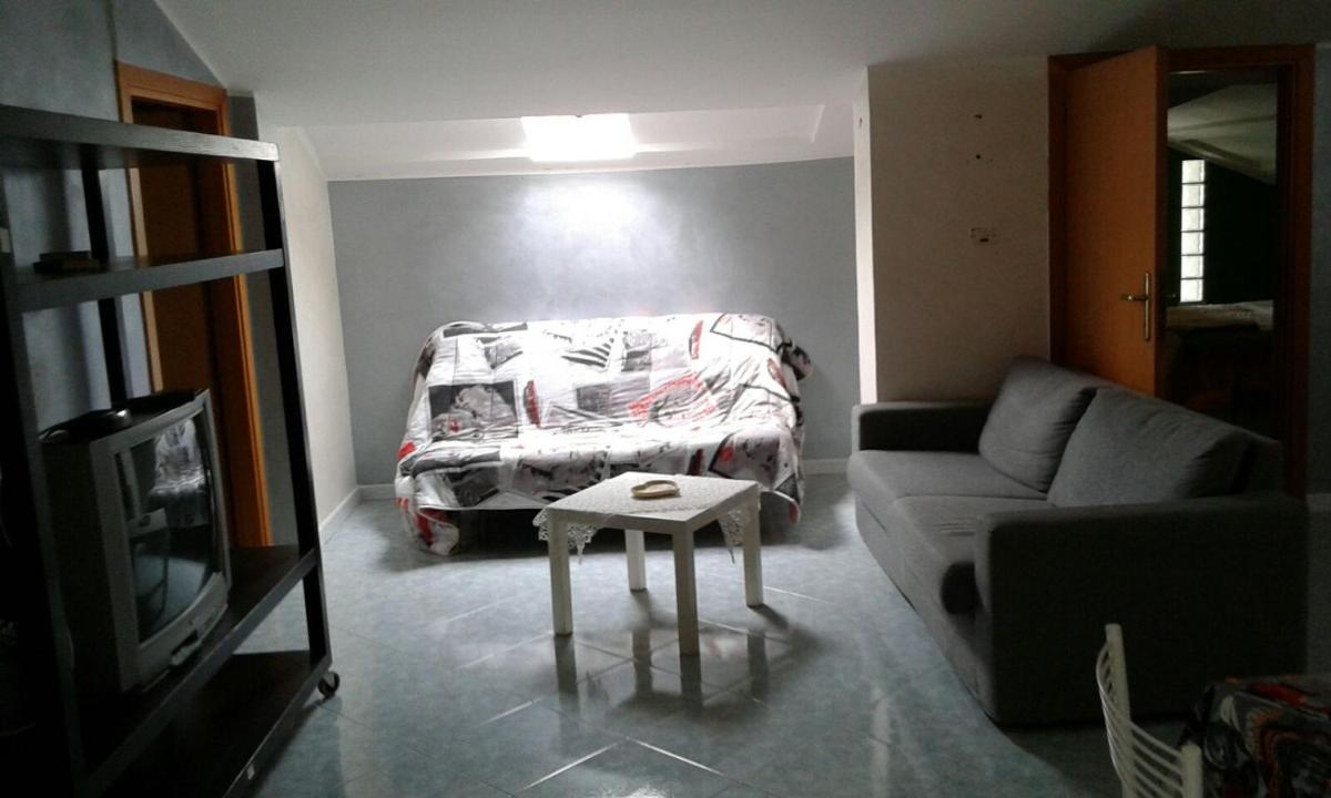 Apartment photo 2