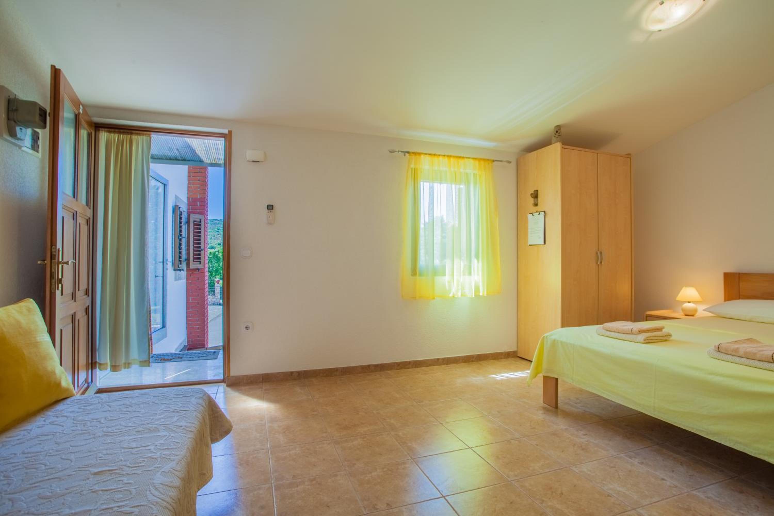 Apartment with Garden View photo 3