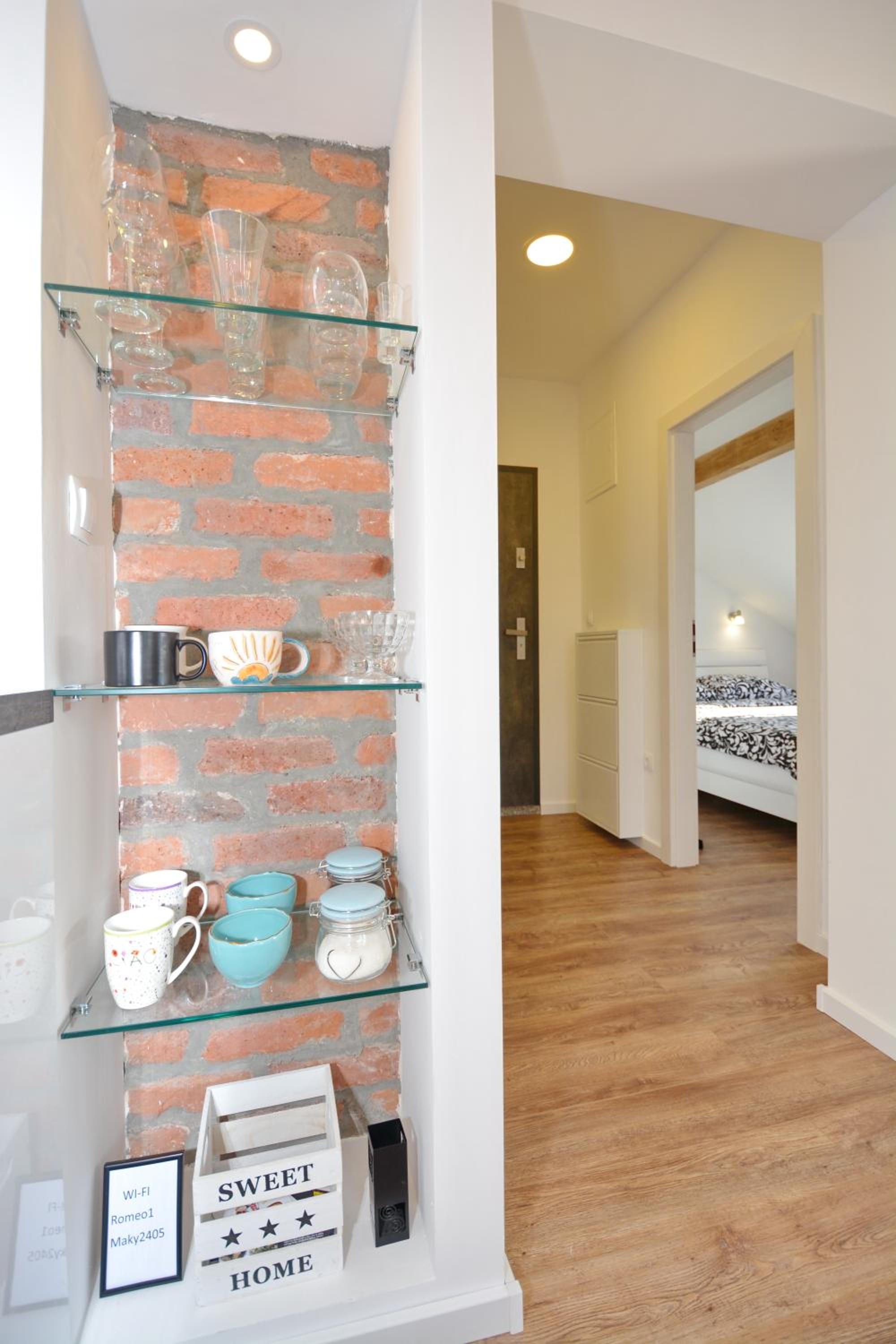 One Bedroom Loft with Sea View - Photo 6
