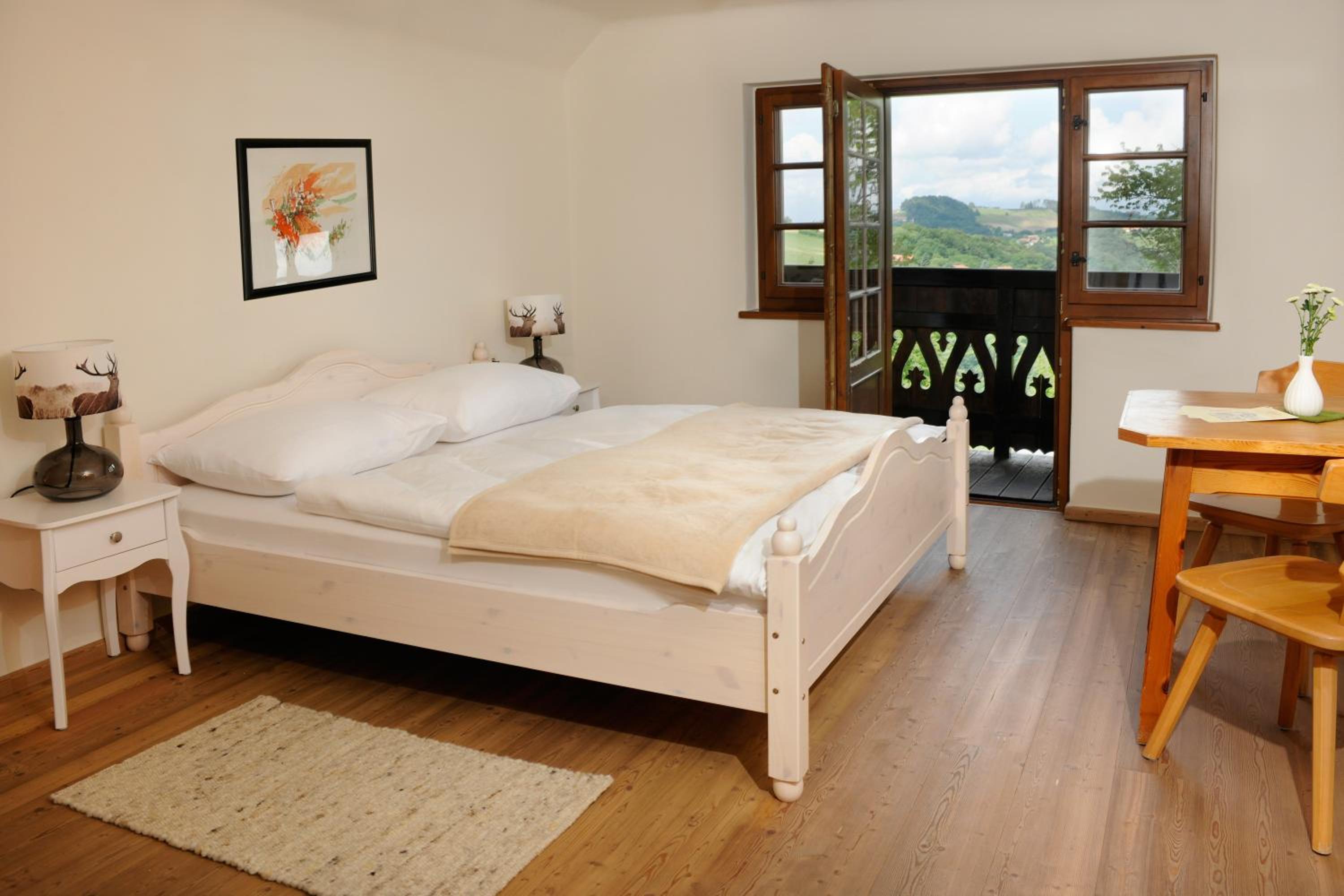 Economy Double Room photo 1