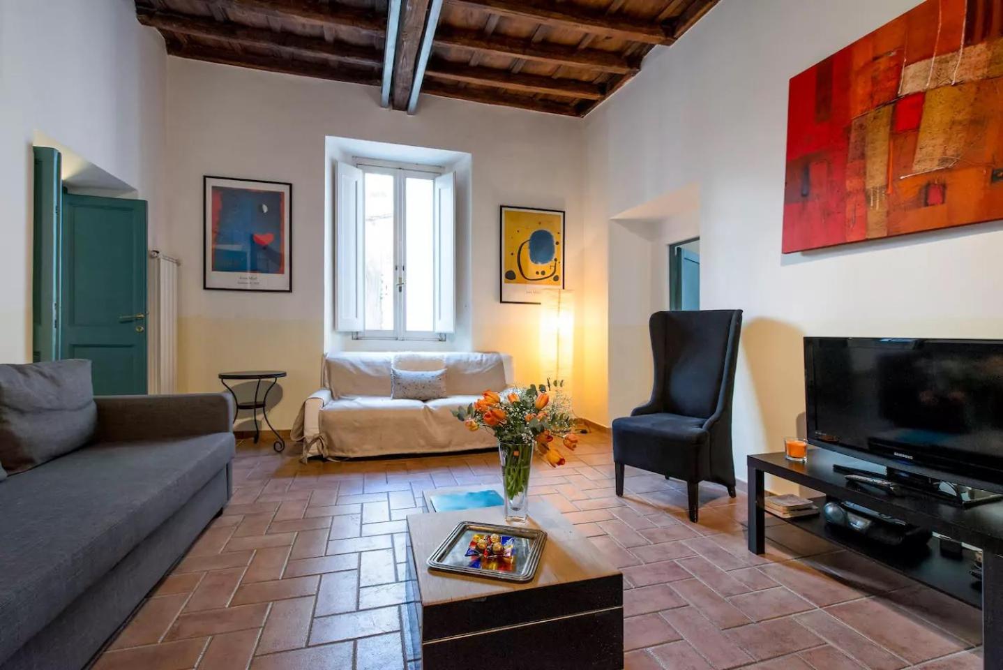 Deluxe Apartment