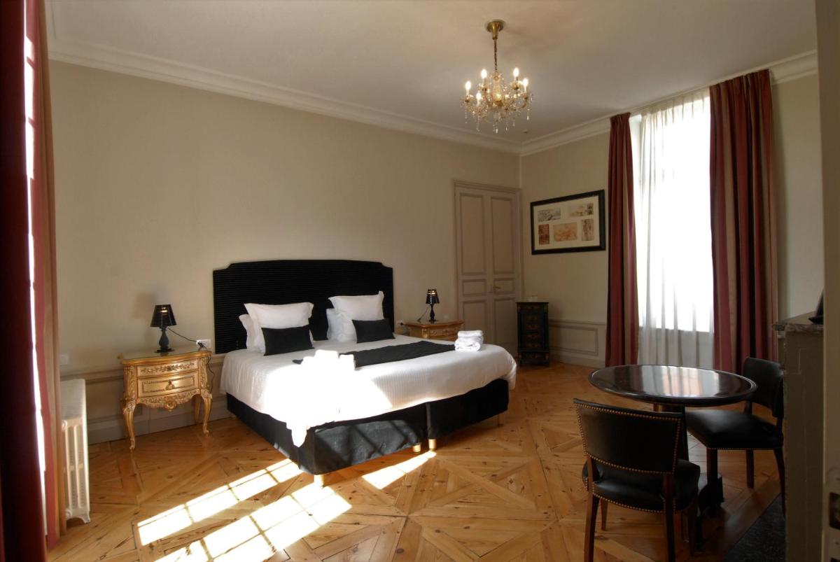 Family Suite - Main Building 