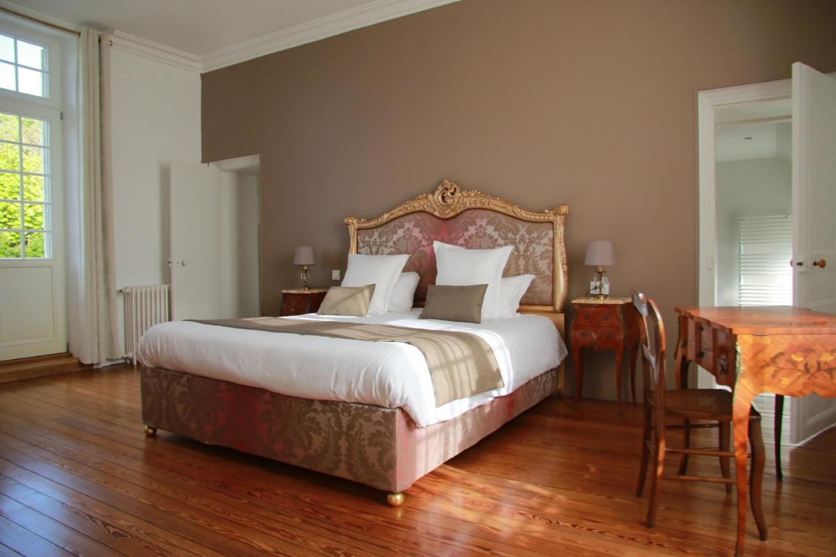Suite with Balcony photo 1