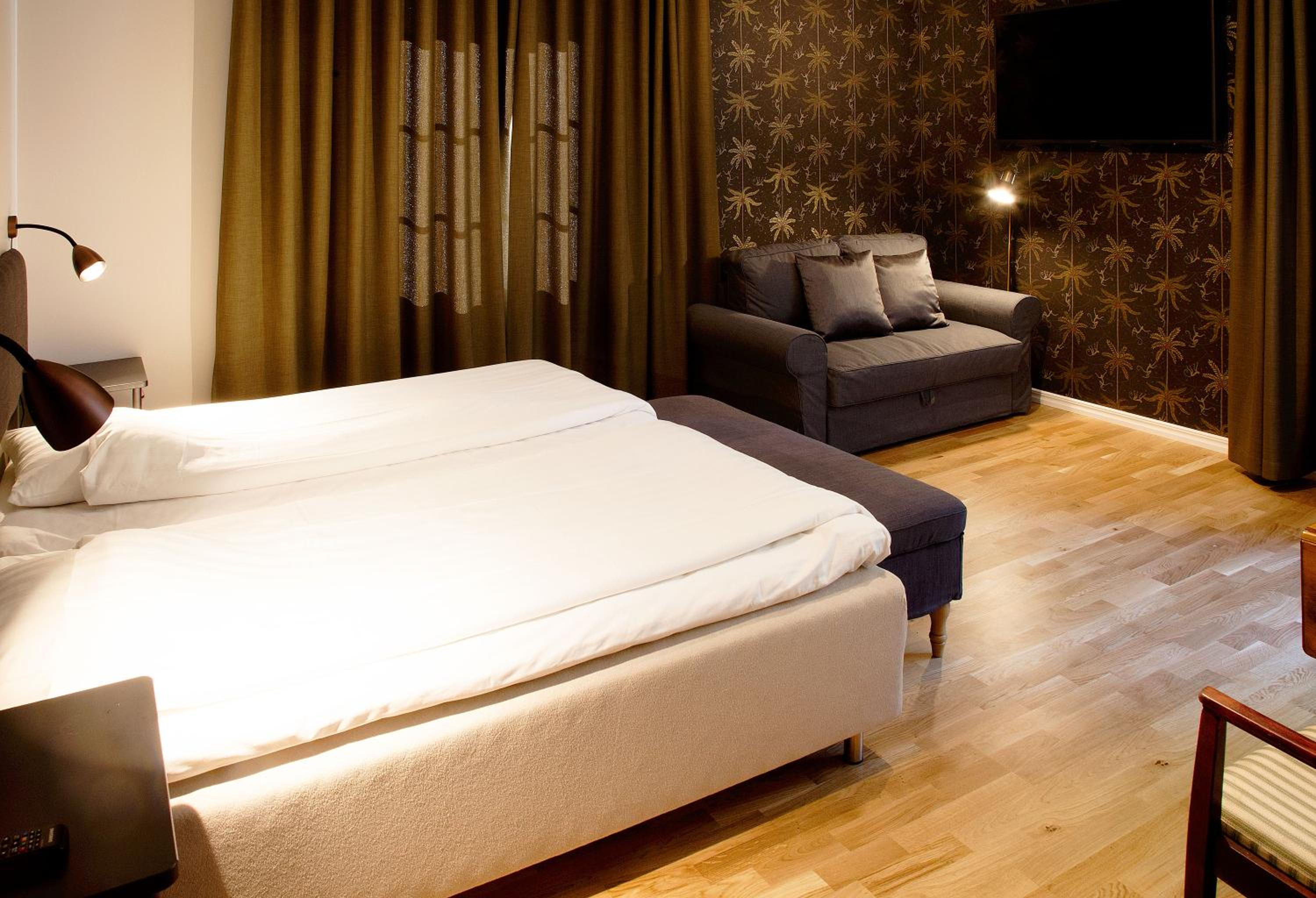Superior Double or Twin Room photo 3