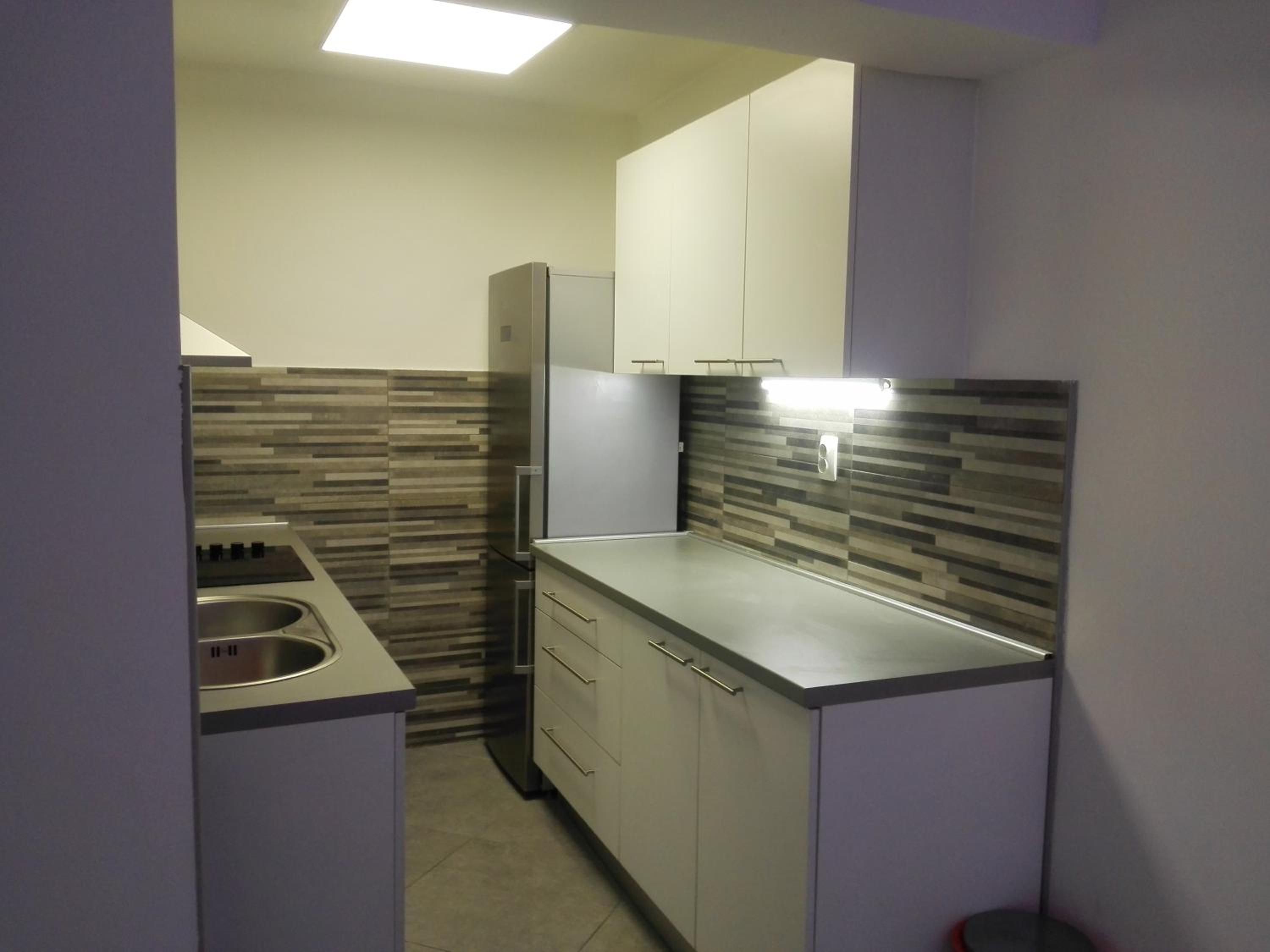 Apartment - Photo 20