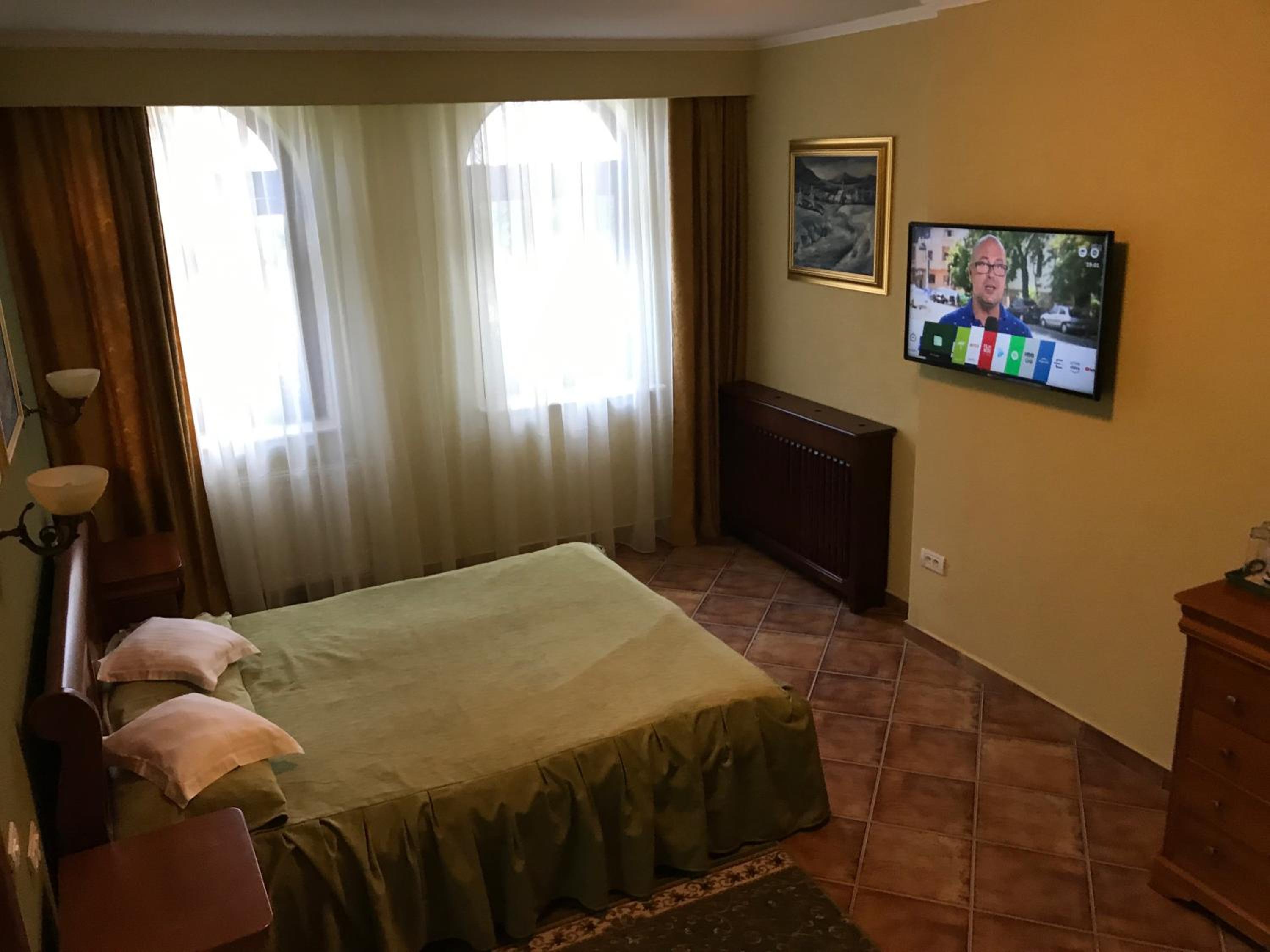 Standard Double Room - Photo 2