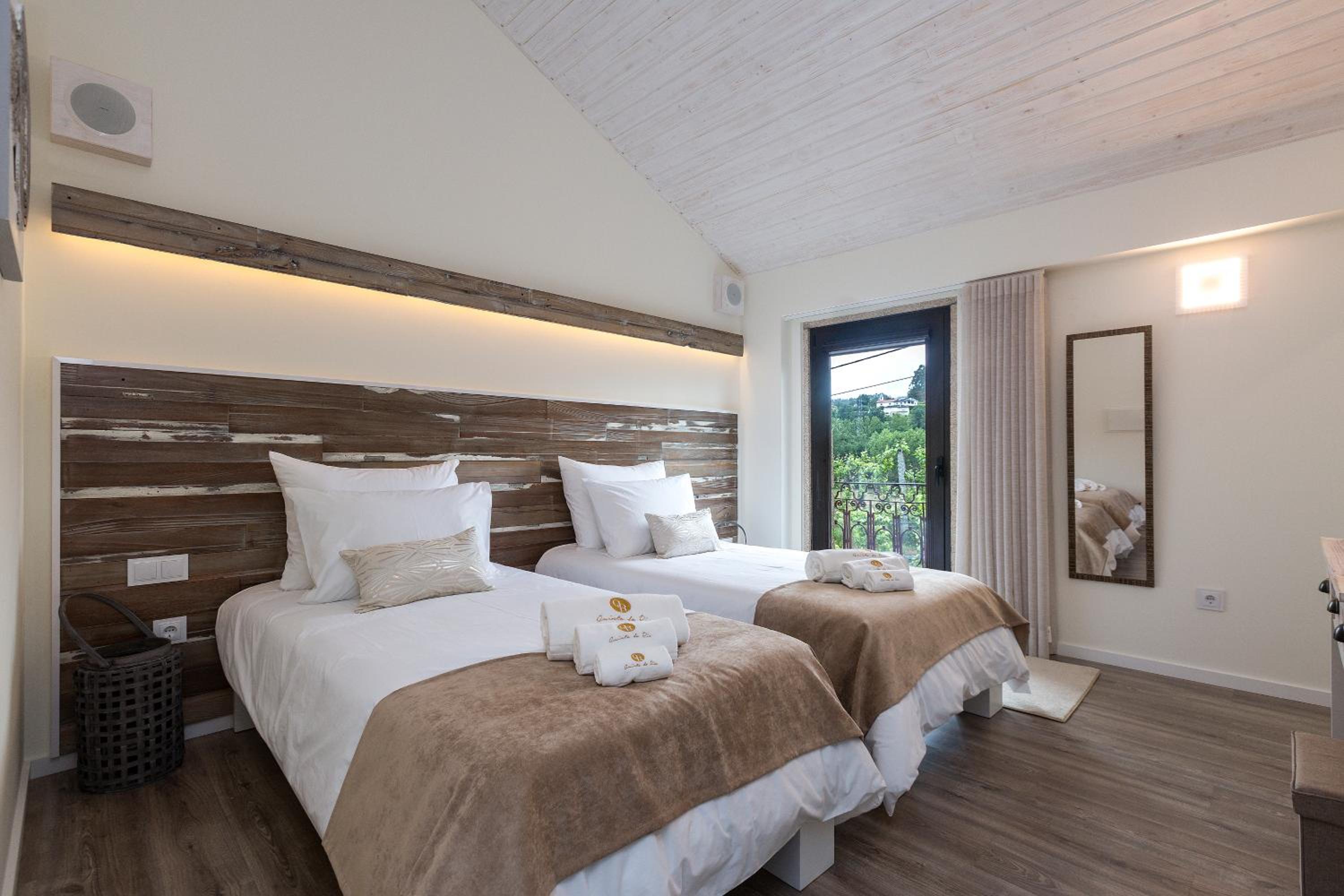 Twin Room with Balcony