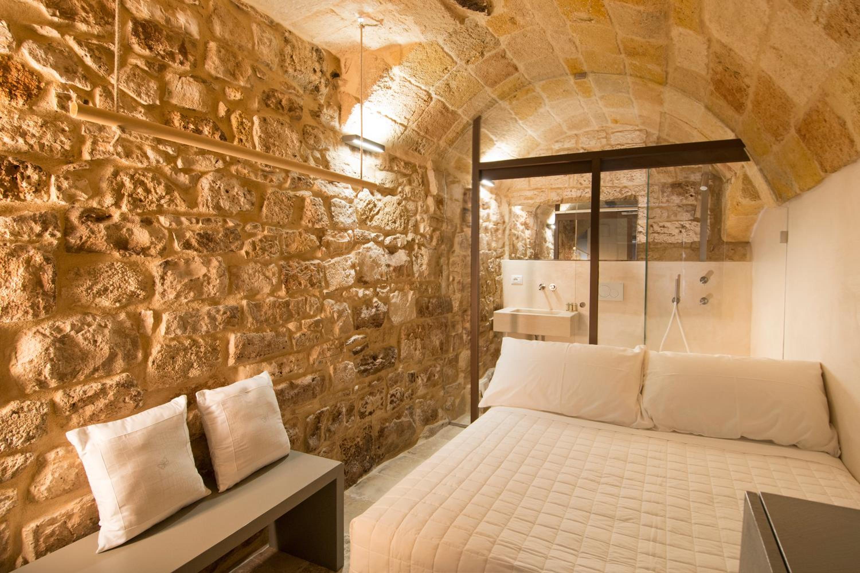 Double Room - Cave Basement