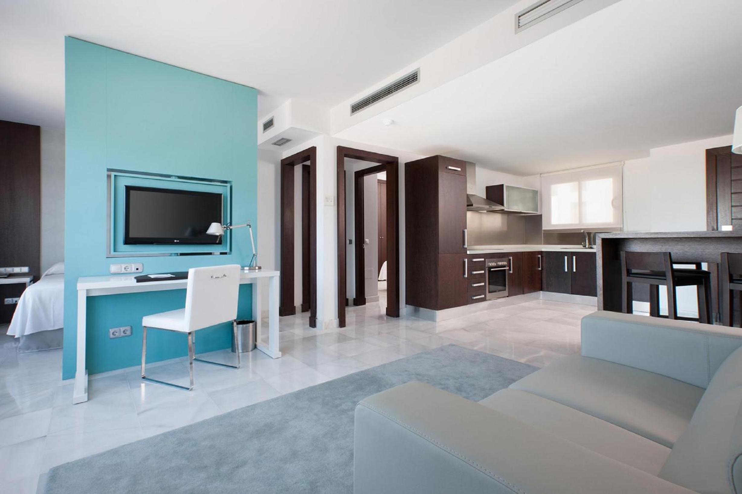 Two-Bedroom Apartment - Photo 7