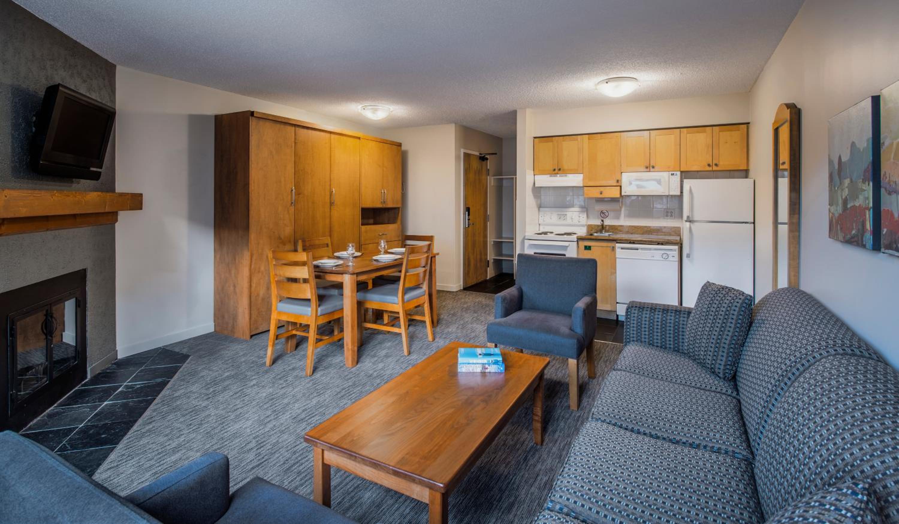 Studio Suite - Photo 6