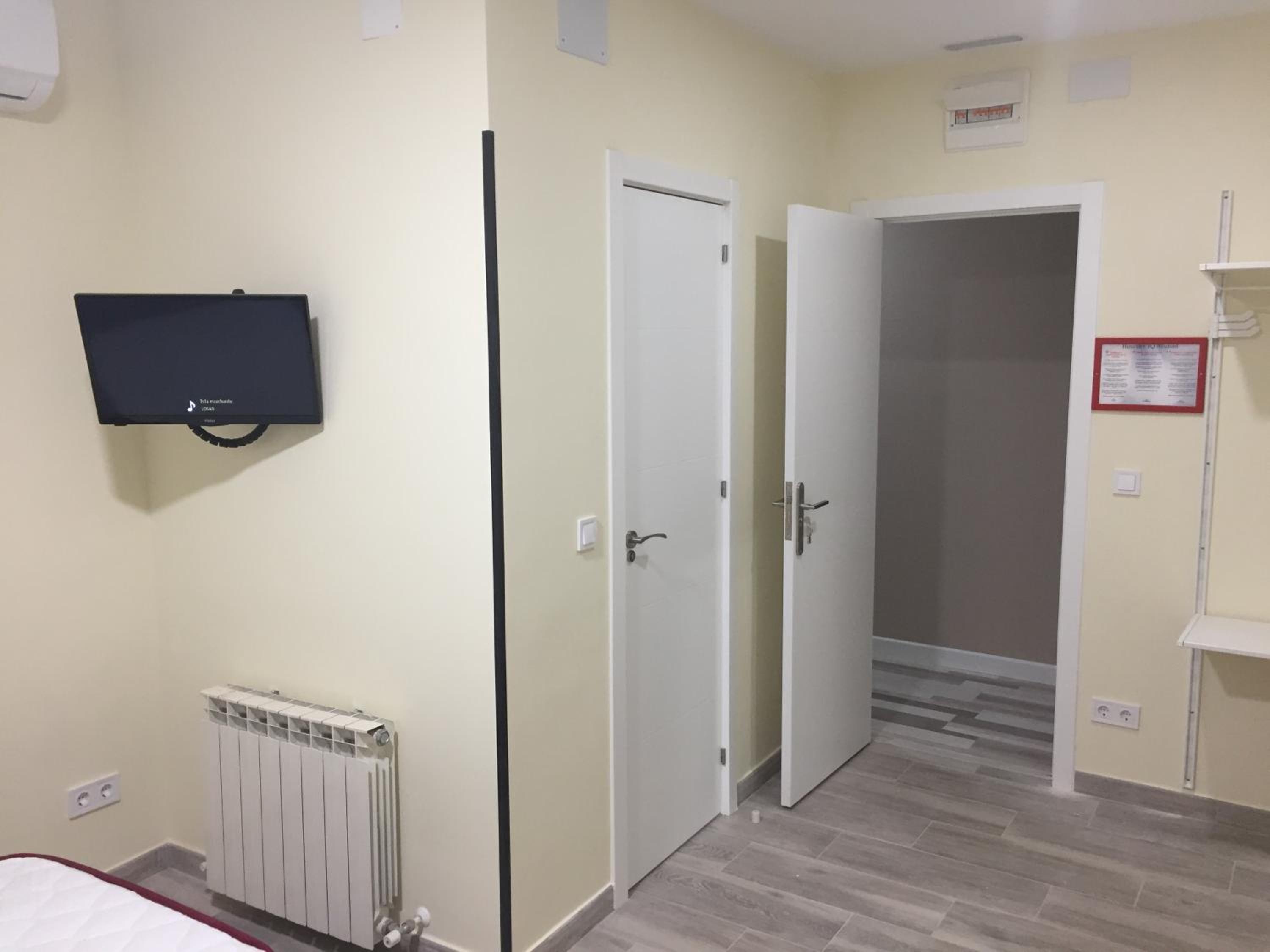 Habitación Triple con Baño Privado