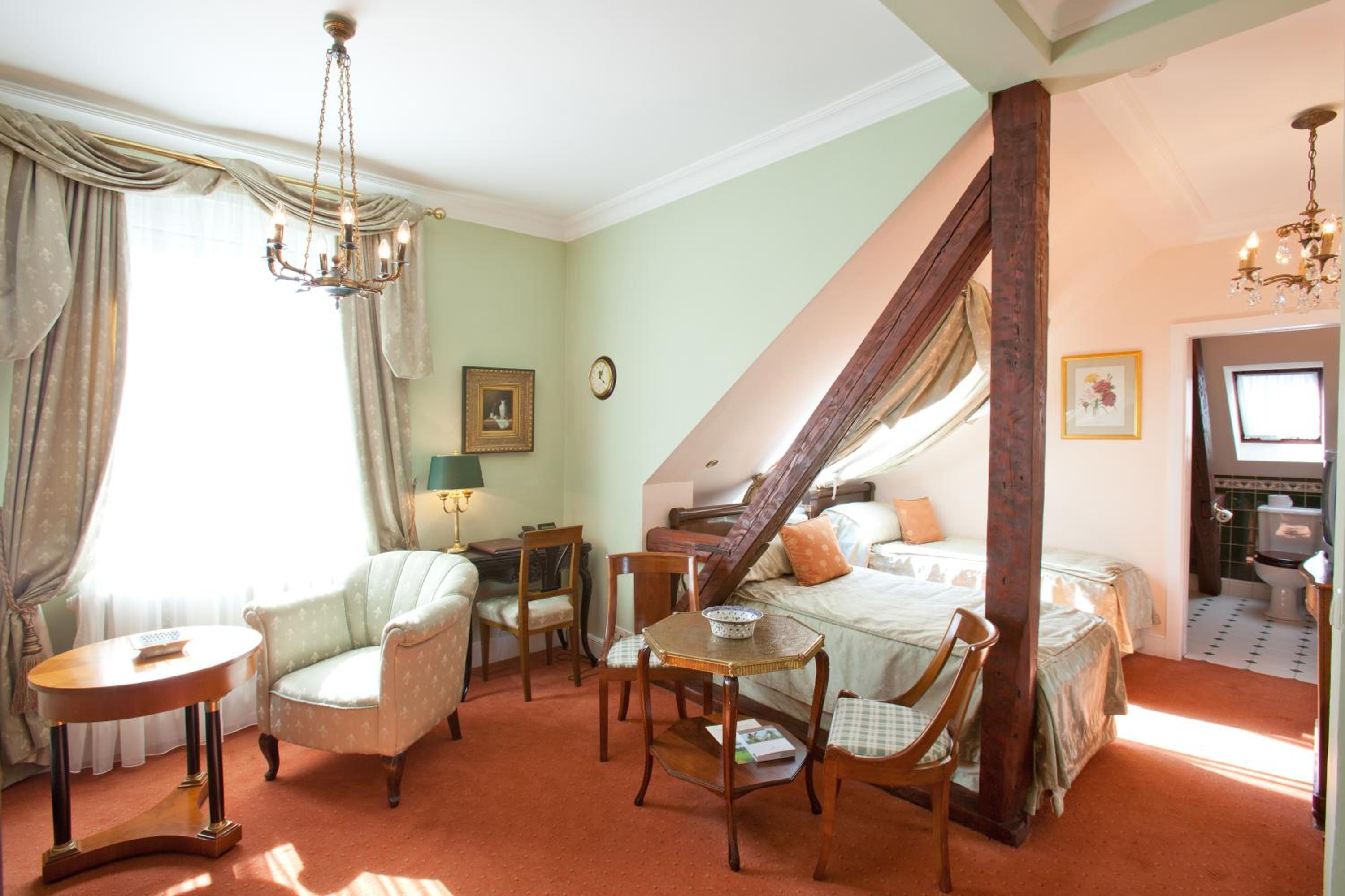 Superior Twin Room - Photo 6