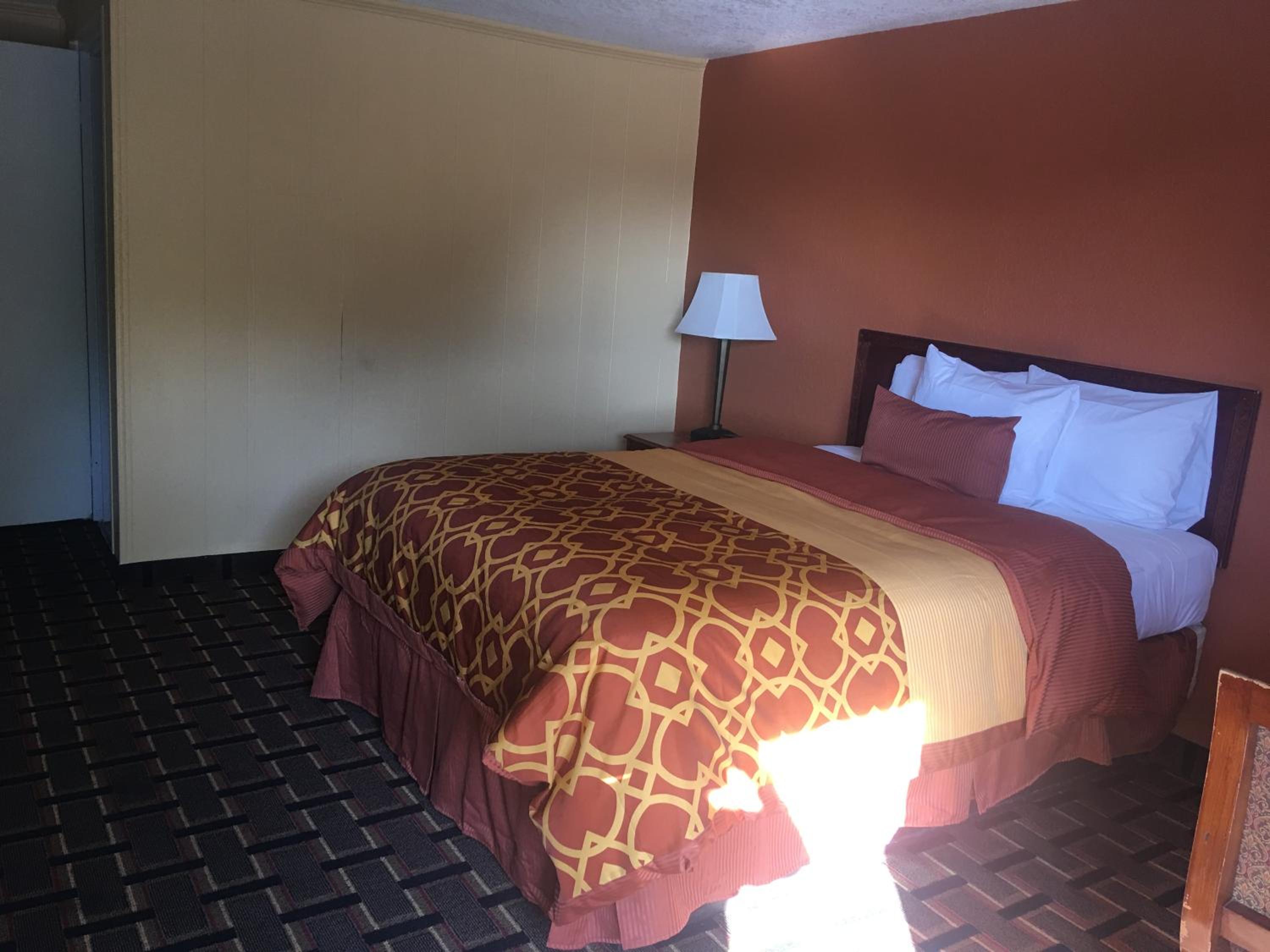 Single Room - Non-Smoking photo 2