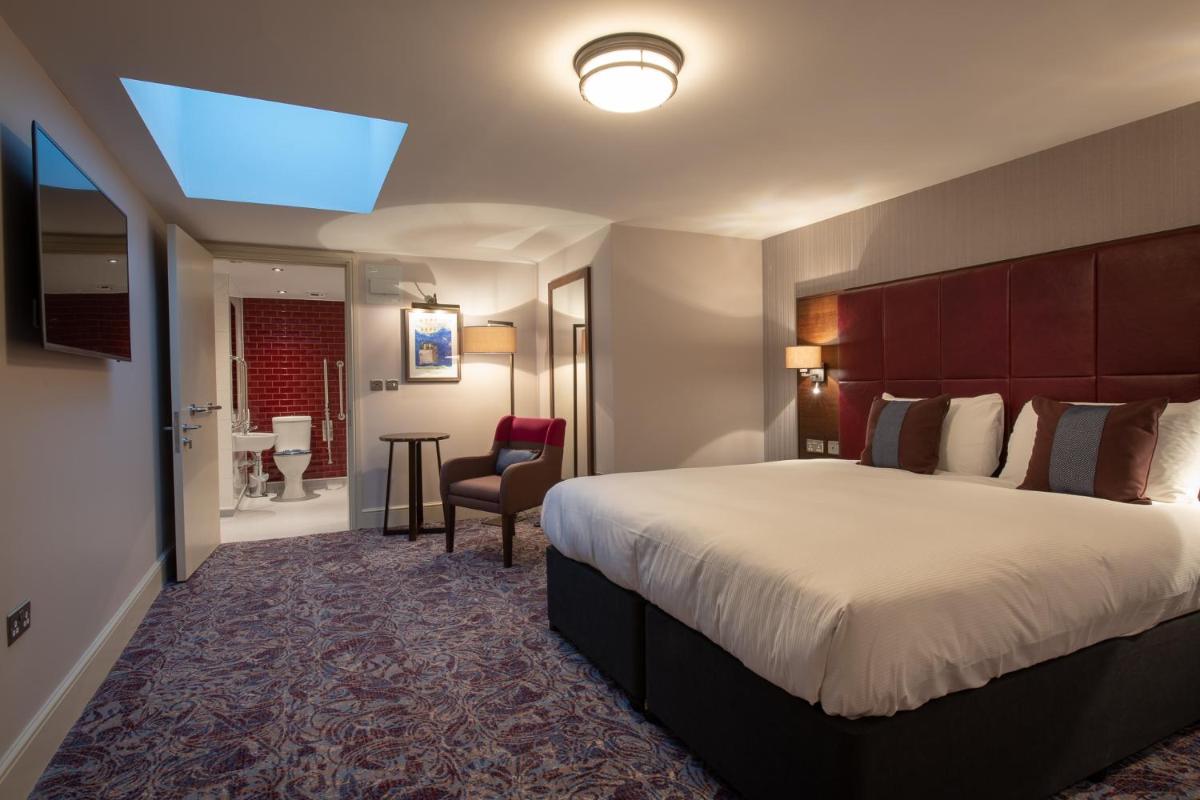 Double or Twin Room - Disability Access photo 1