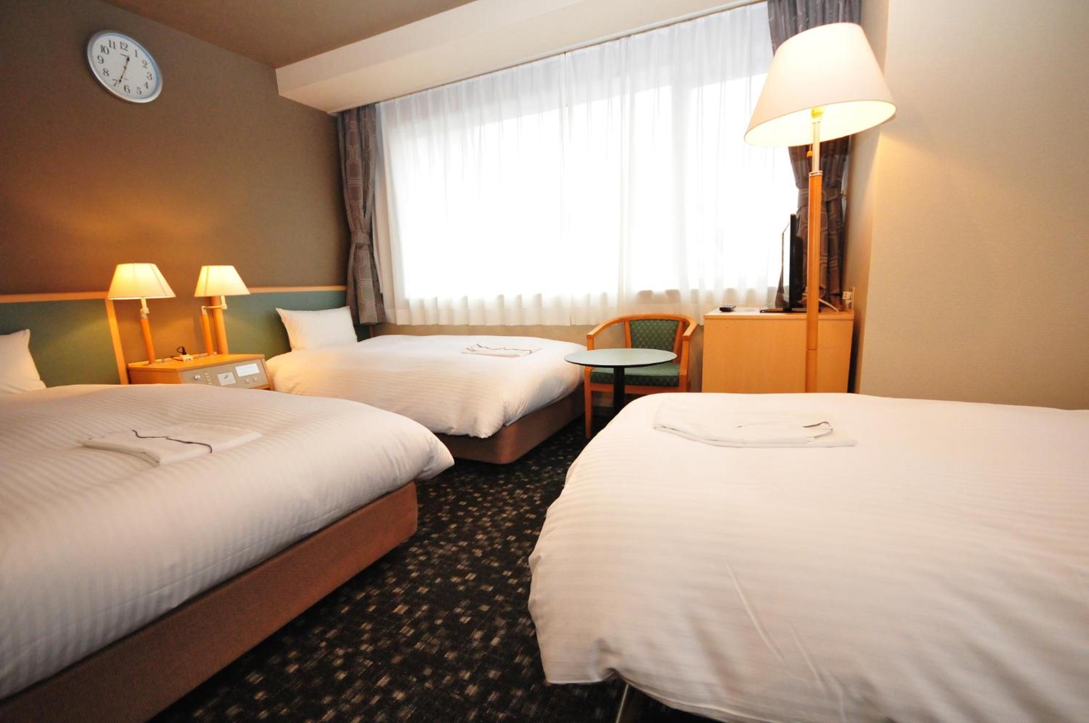 Triple Room - Non-Smoking - Photo 1