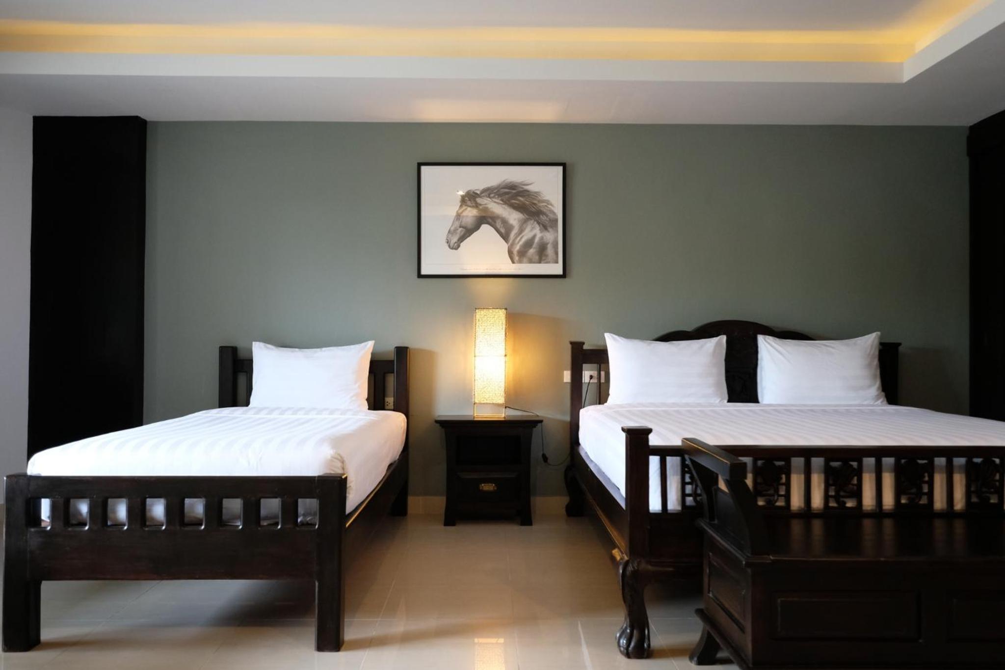 Deluxe Double or Twin Room photo 2