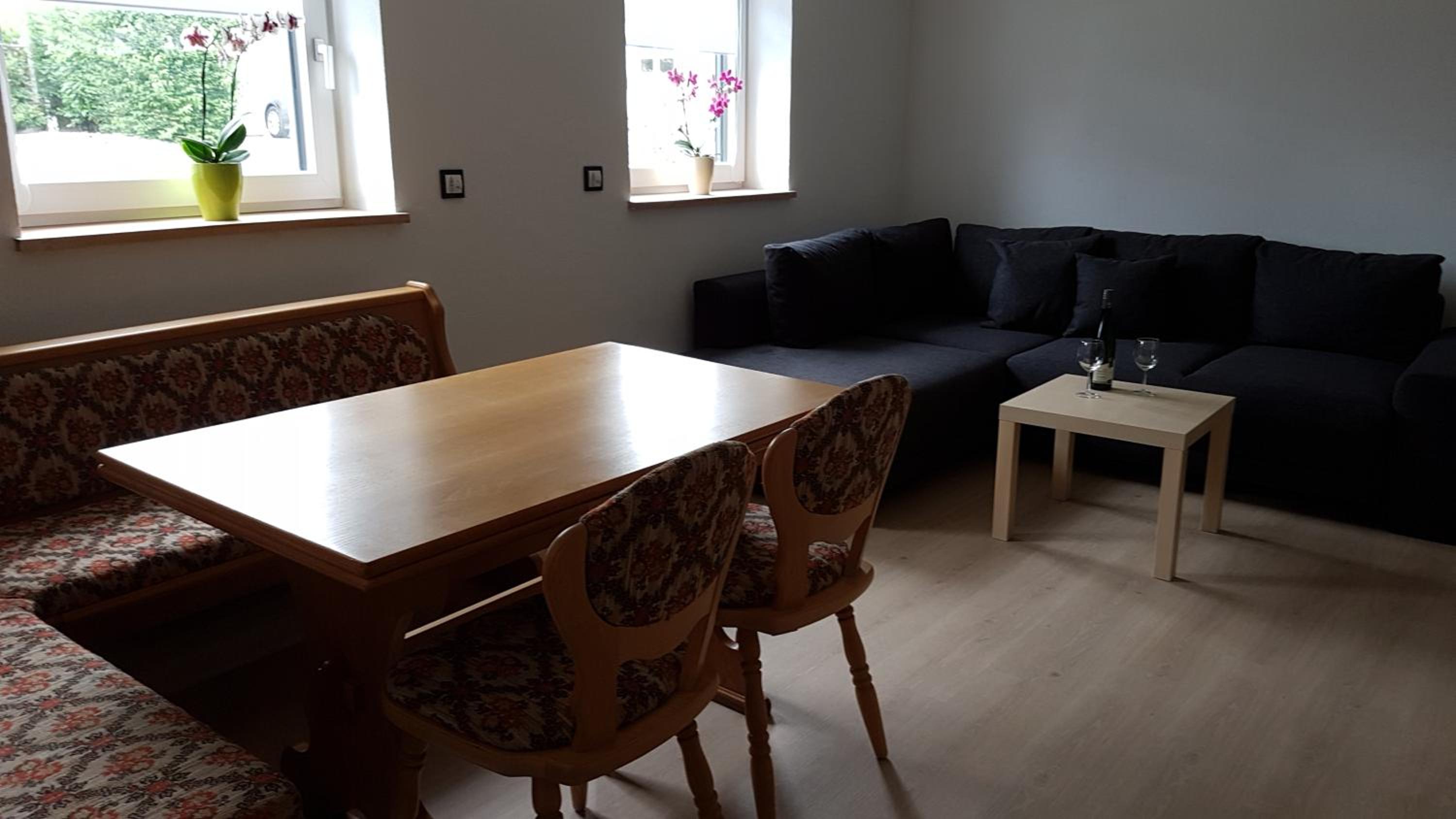Apartment photo 3