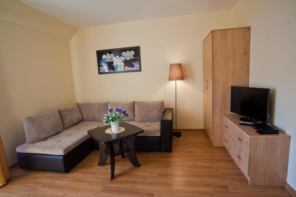 Apartment with kitchen photo 1