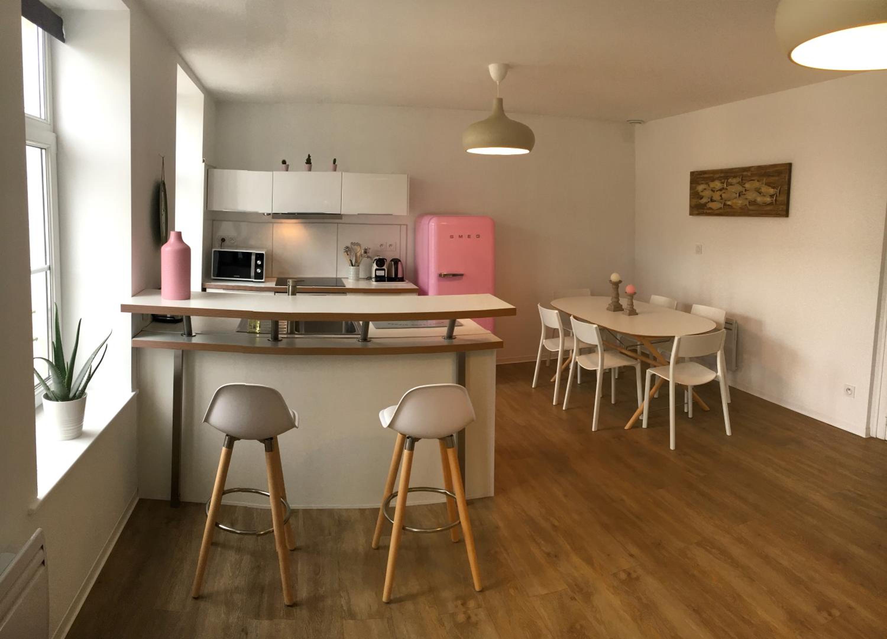 Two-Bedroom Apartment - 2nd Floor photo 2