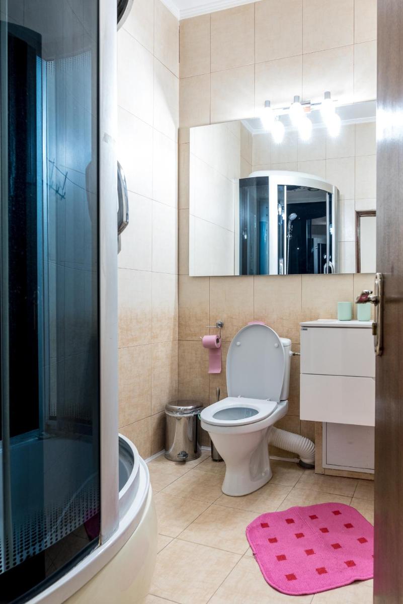 Double Room - Photo 7