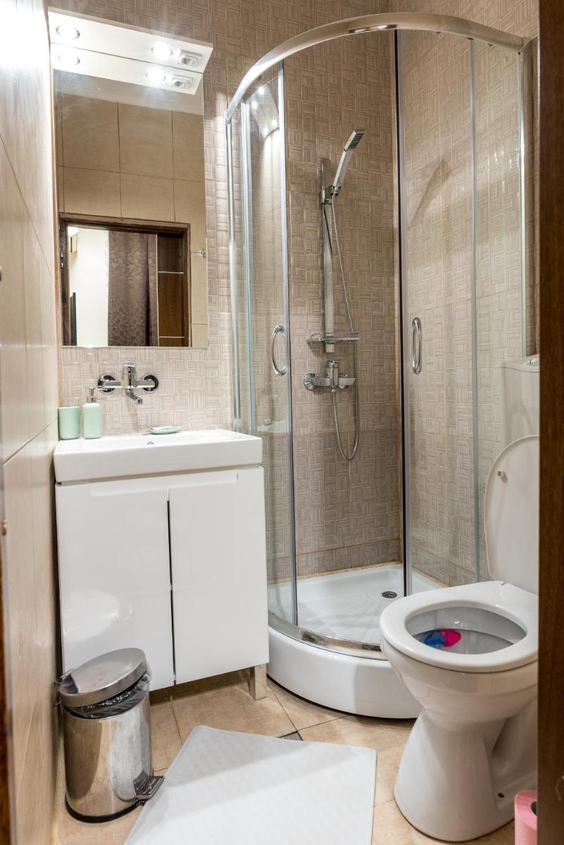Twin Room - Photo 6