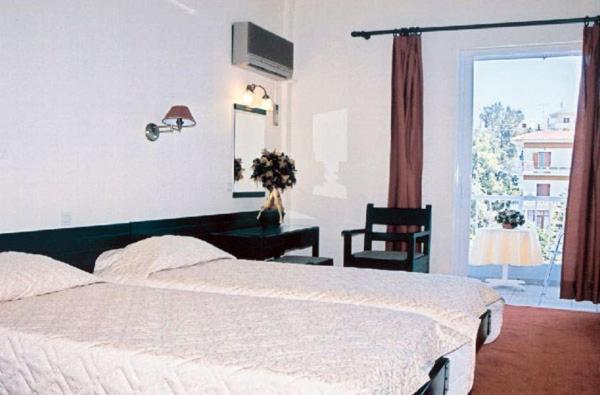 Standard Double or Twin Room photo 1