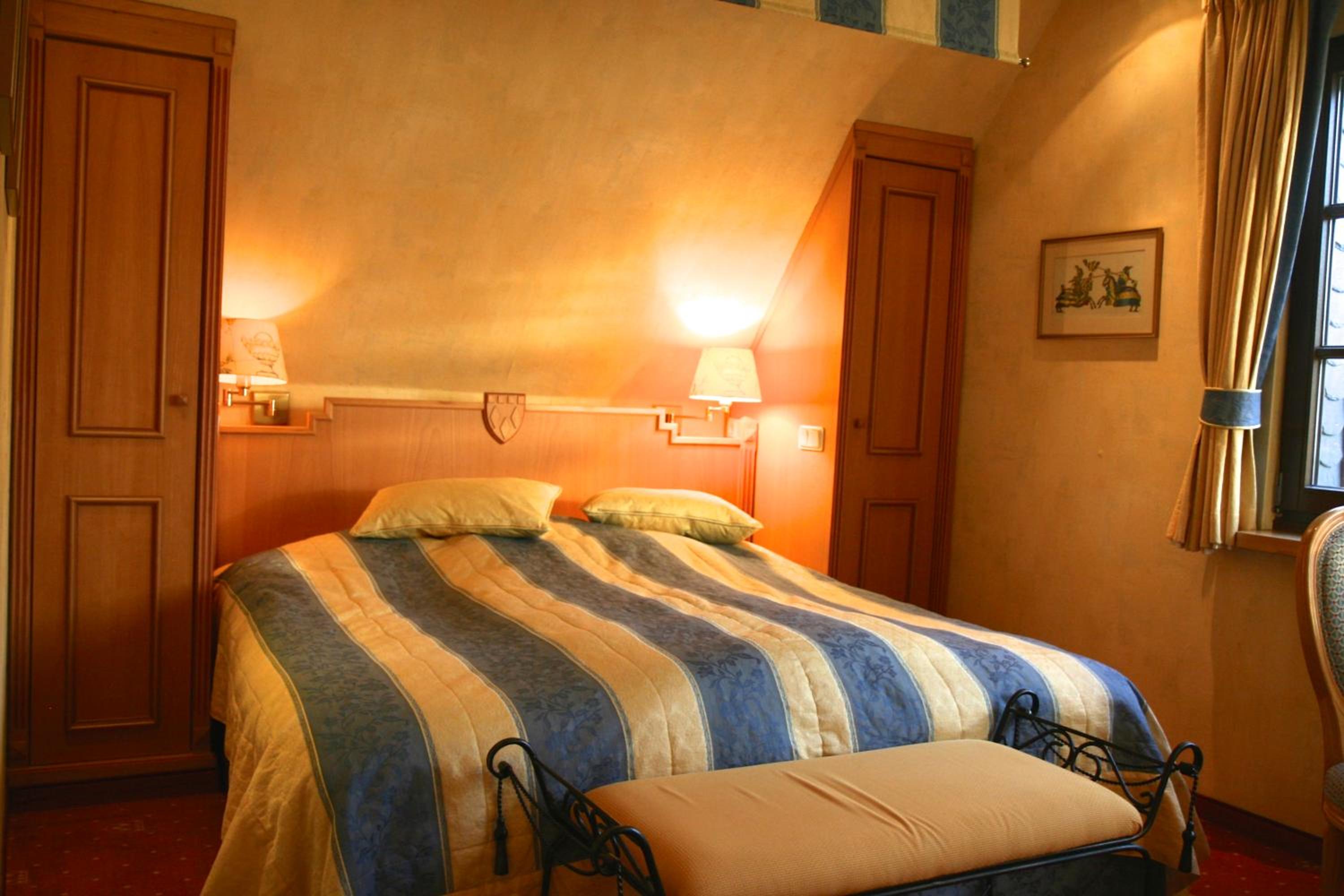 Standard Double Room - Photo 7